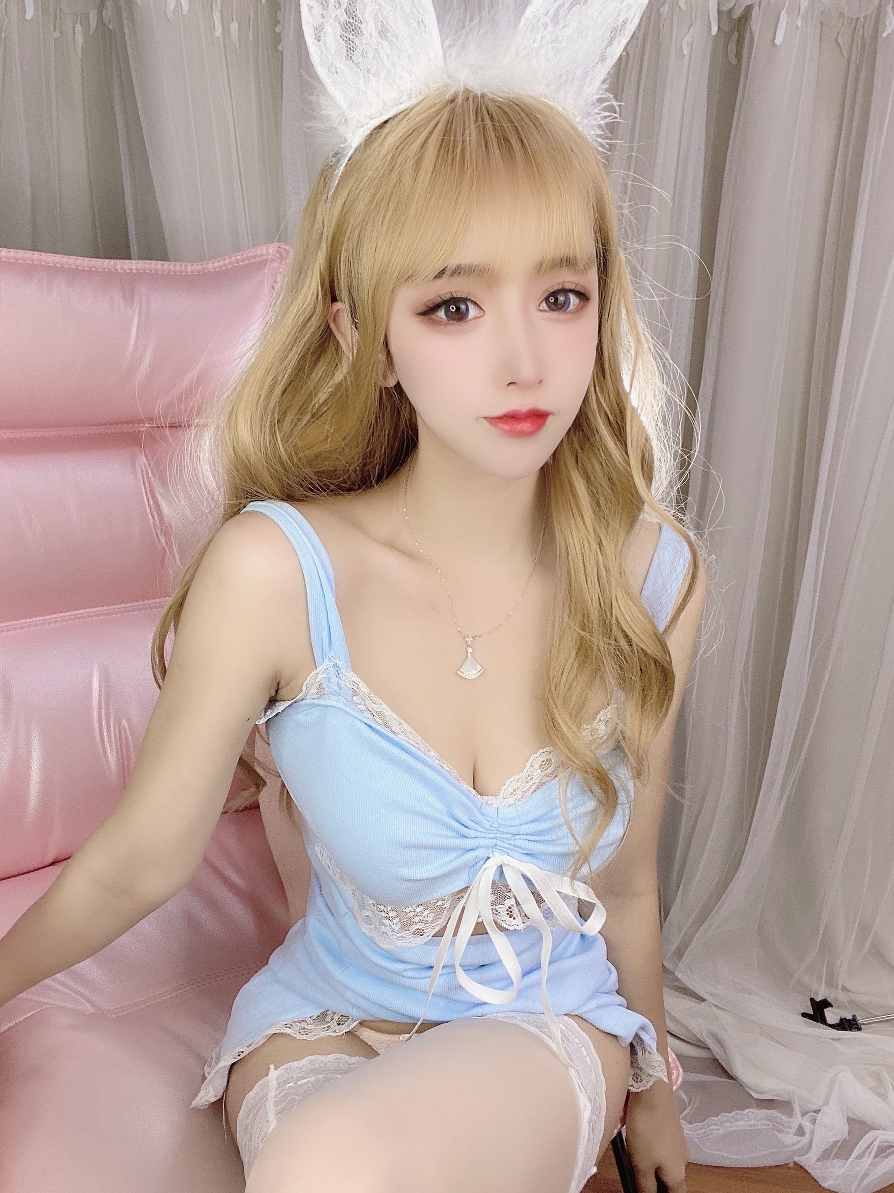 斗鱼米线线sama – 蕾丝连衣裙 [47P]