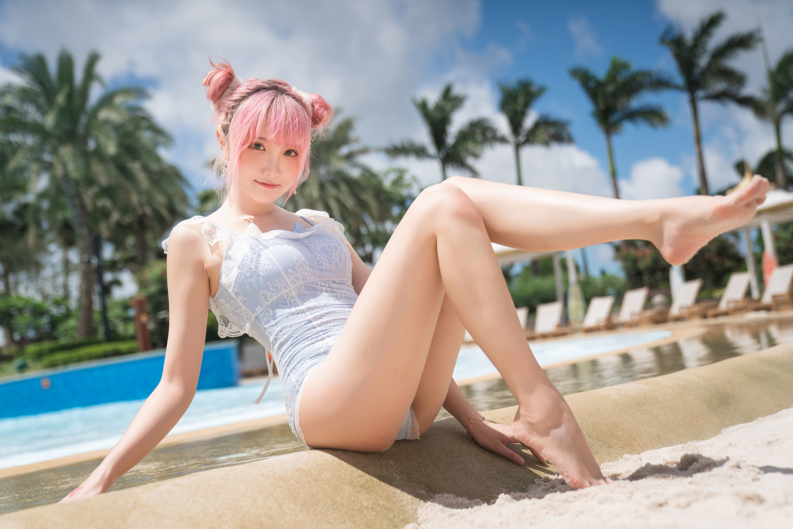 Coser瓜希酱福利 – 度假水着 [10P]