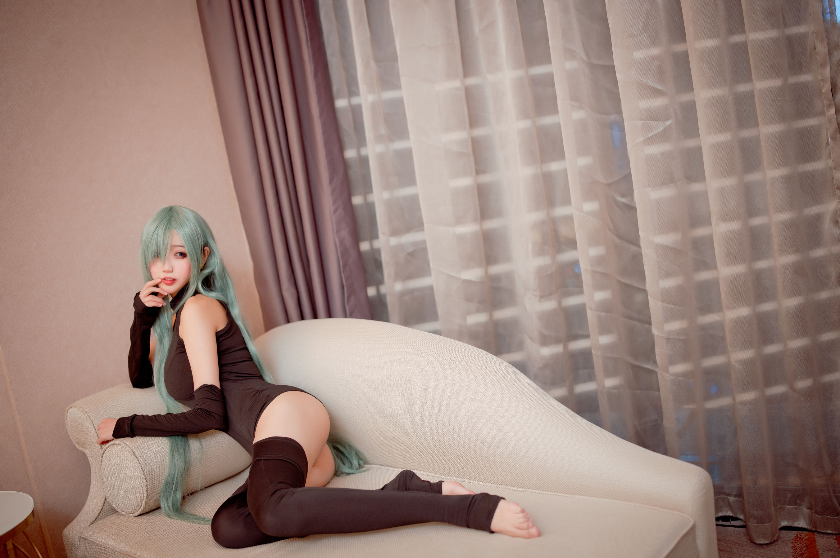 周叽是可爱兔兔 – 伊丽莎白连体衣 [15P]