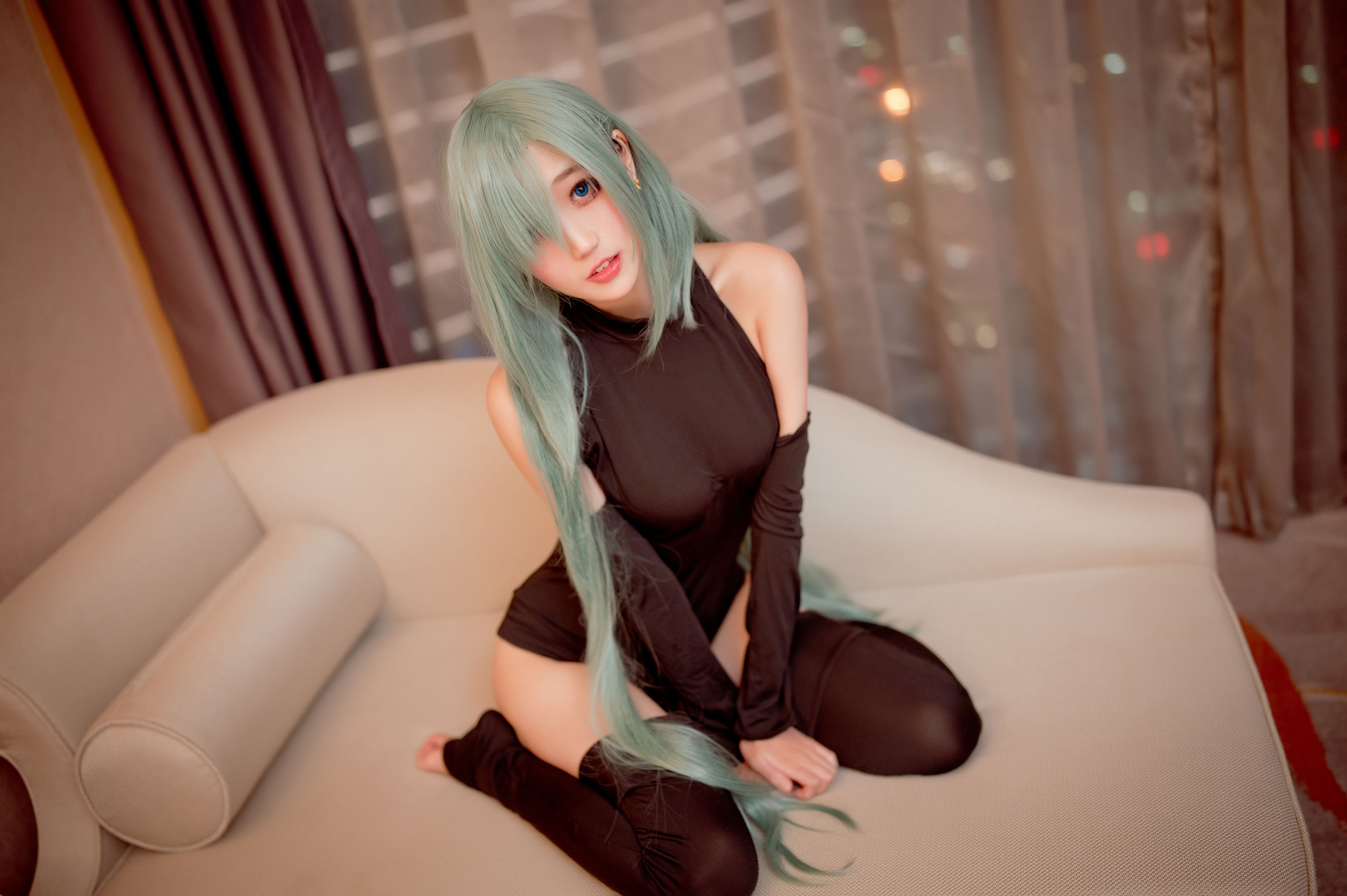 周叽是可爱兔兔 – 伊丽莎白连体衣 [15P]