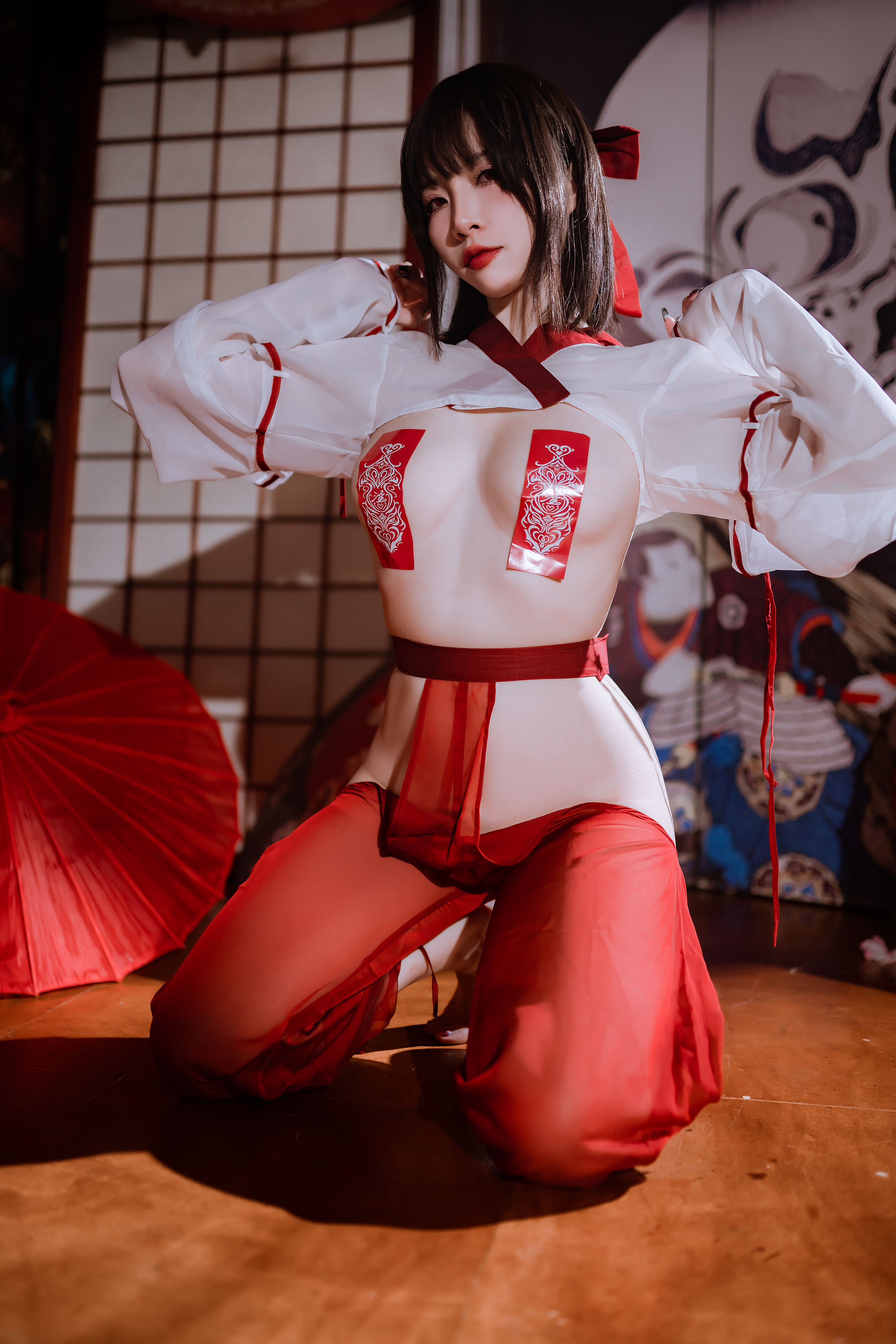 人气Coser二佐Nisa 私房巫女 [36P]