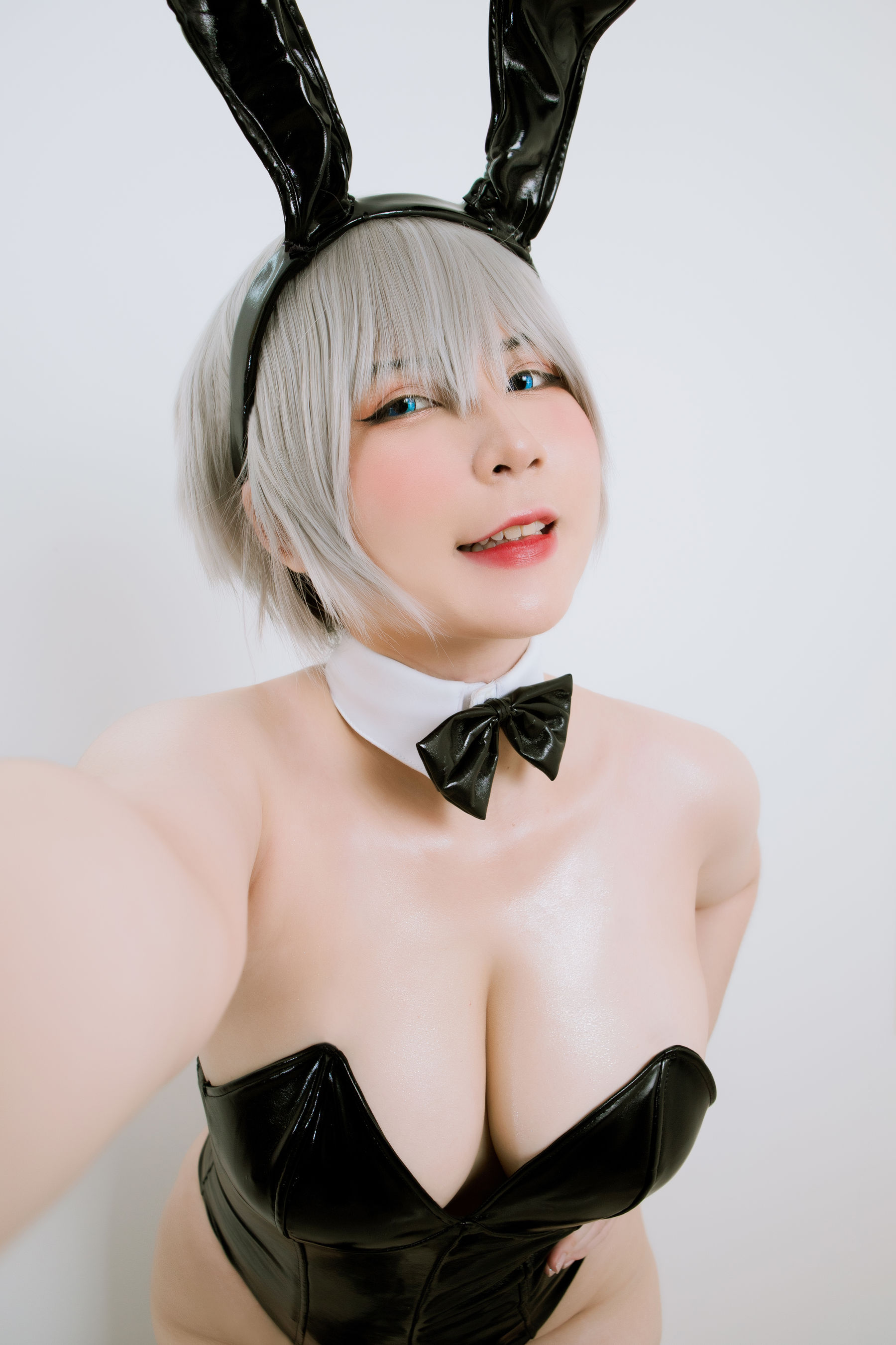 Uy Uy – Uzaki Bunny Suit [24P]