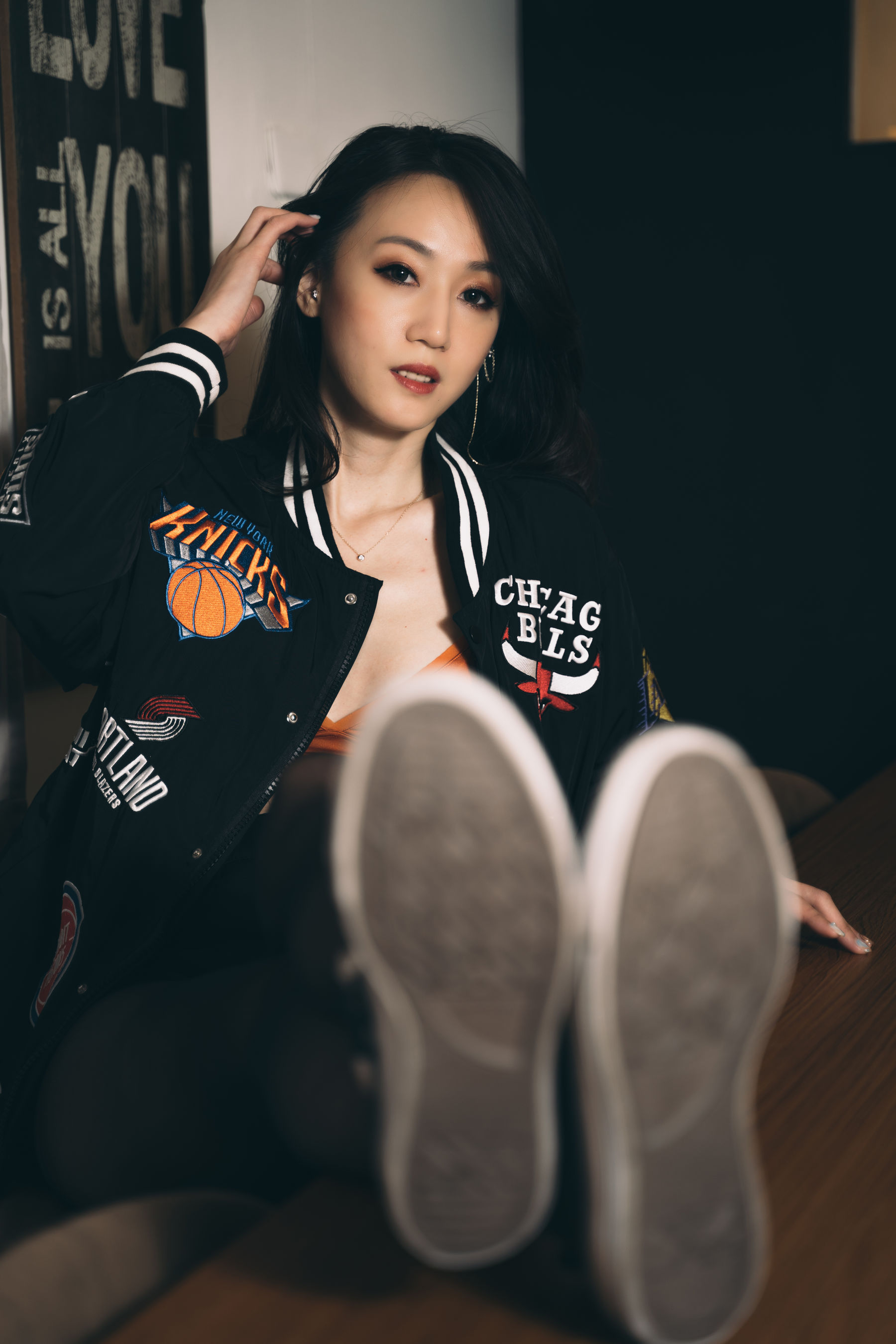 Limerence 性感妹子!近距离撕扯黑丝袜展示嫩足 [129P]