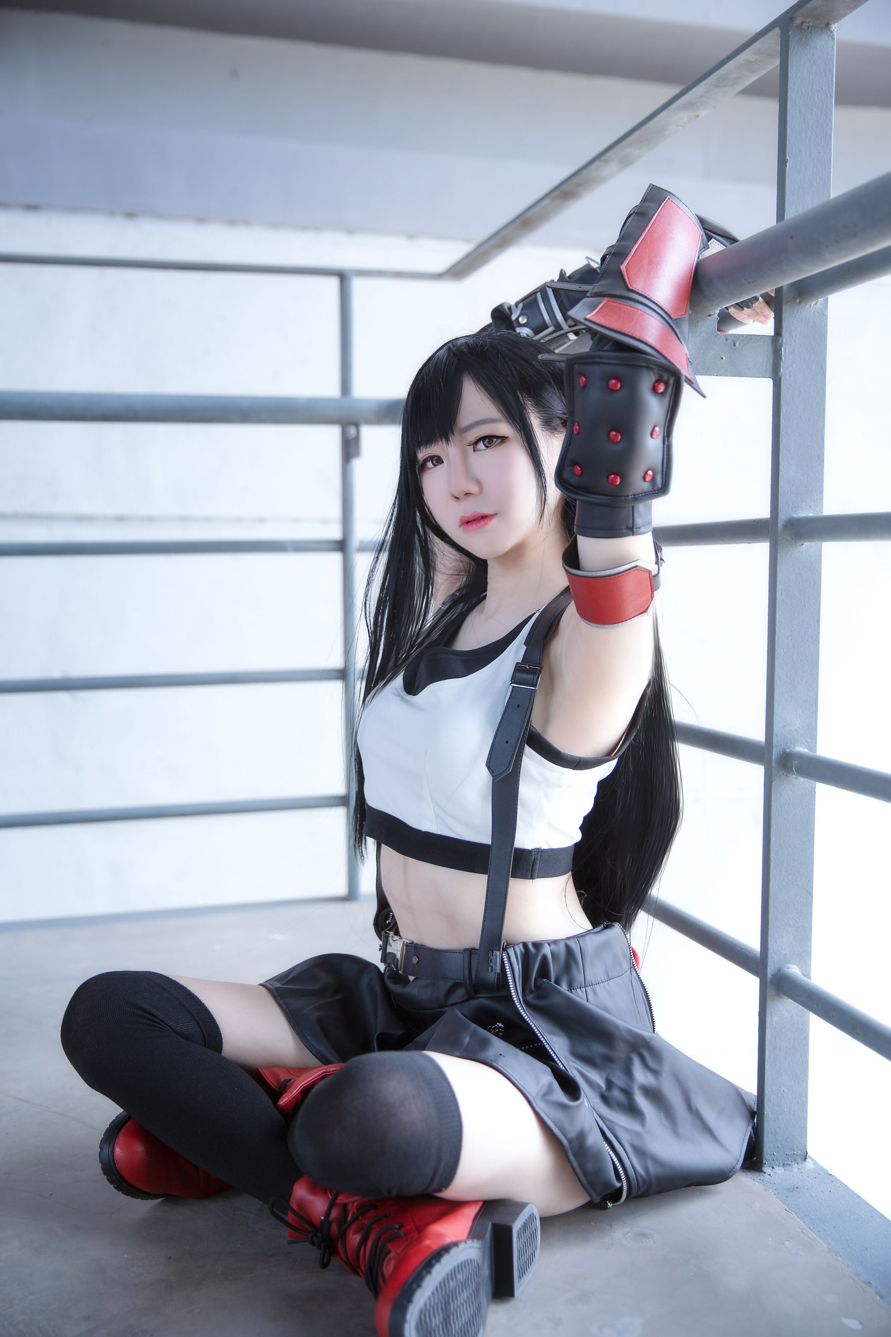 Sally Dorasnow – Tifa [20P]