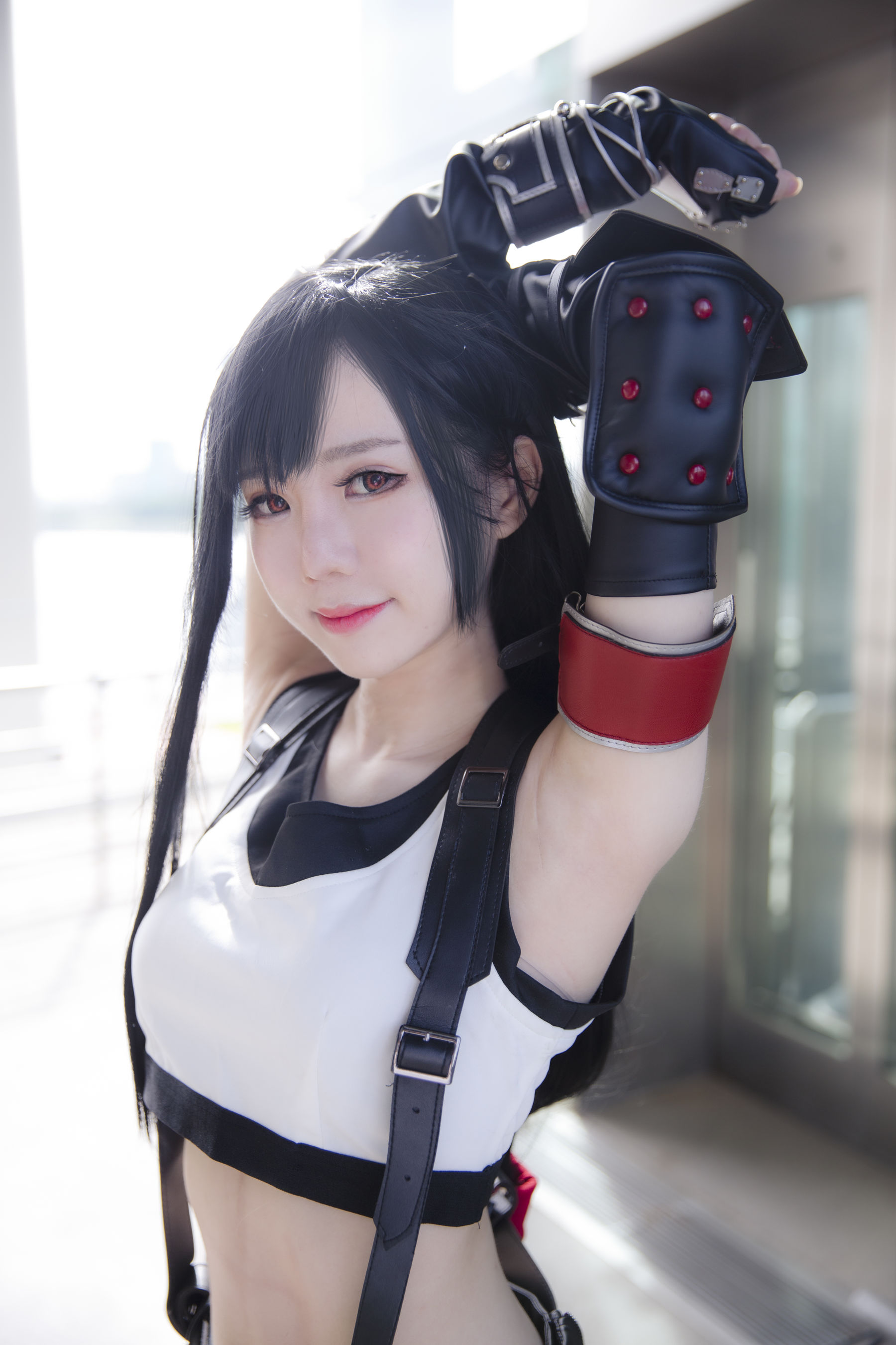 Sally Dorasnow – Tifa [20P]