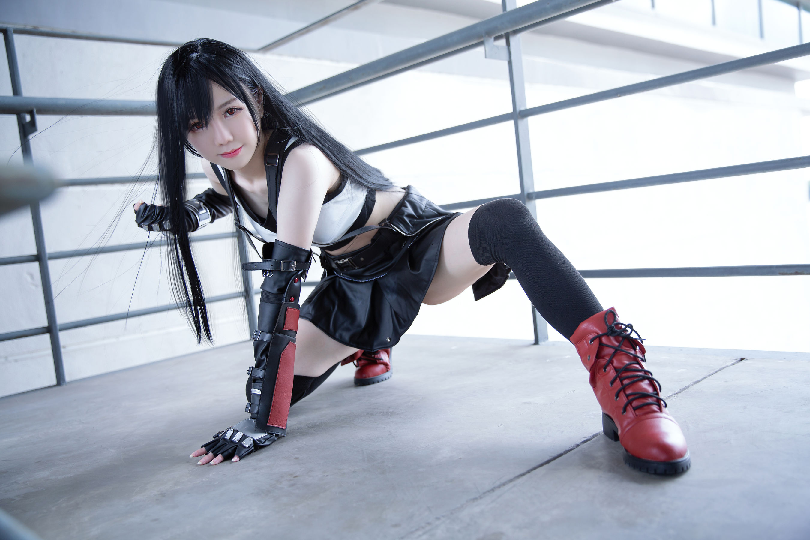 Sally Dorasnow – Tifa [20P]