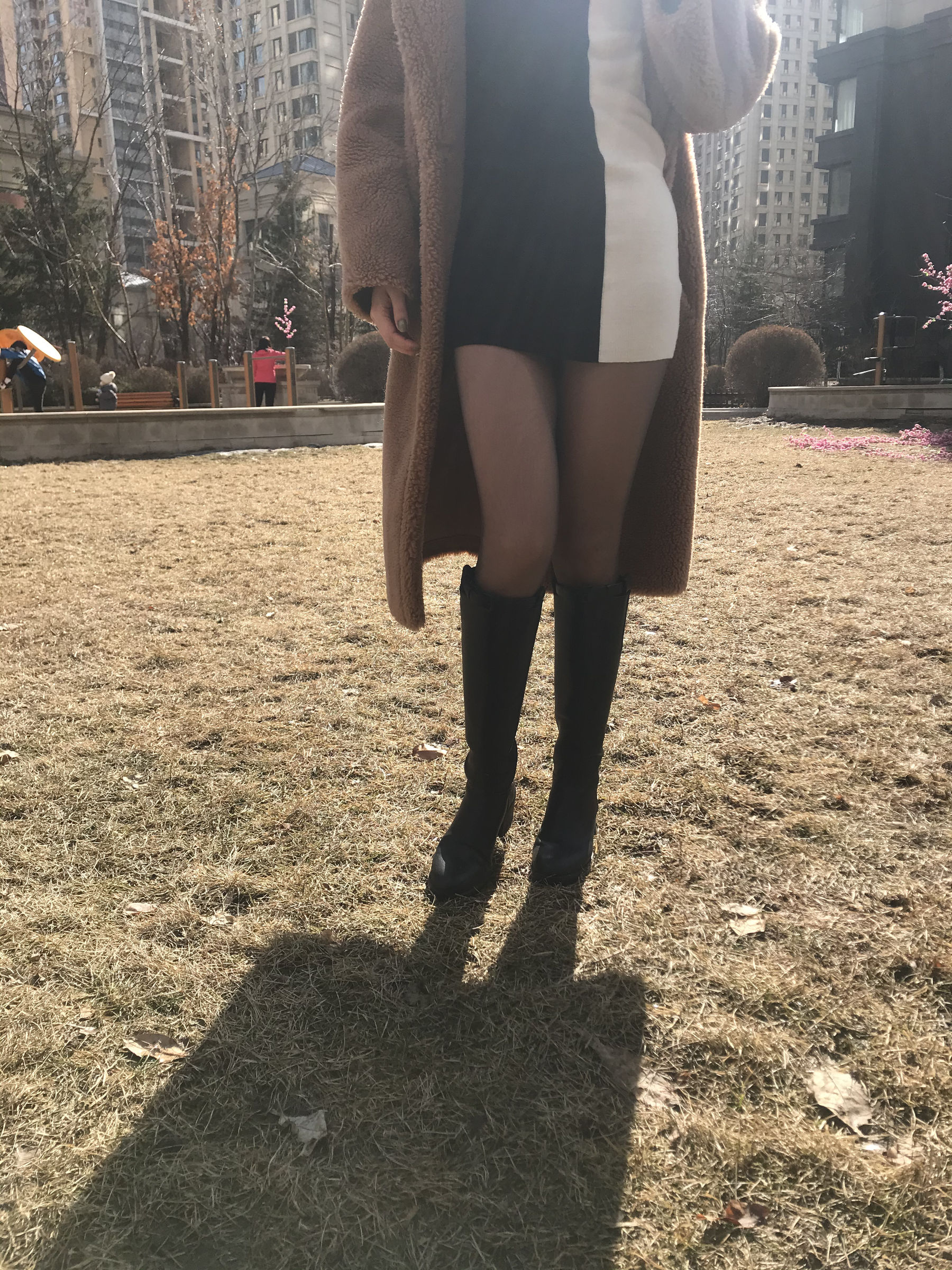 丝足博主麋鹿_Monroe 2020.03.11 换丝晒太阳 [23P]