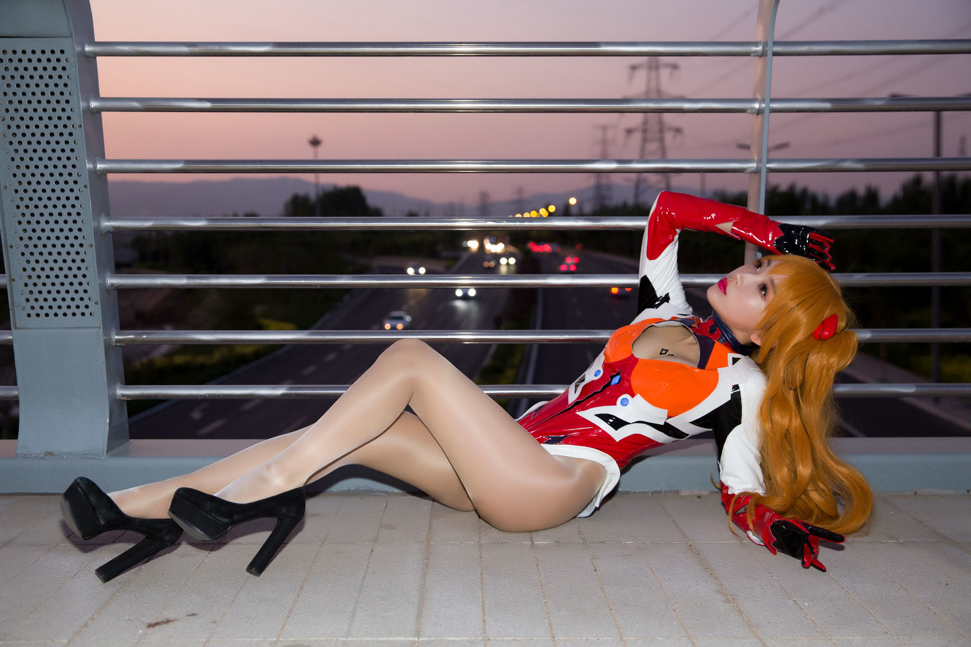 斗鱼主播小女巫露娜 – 明日香油亮款 [36P]