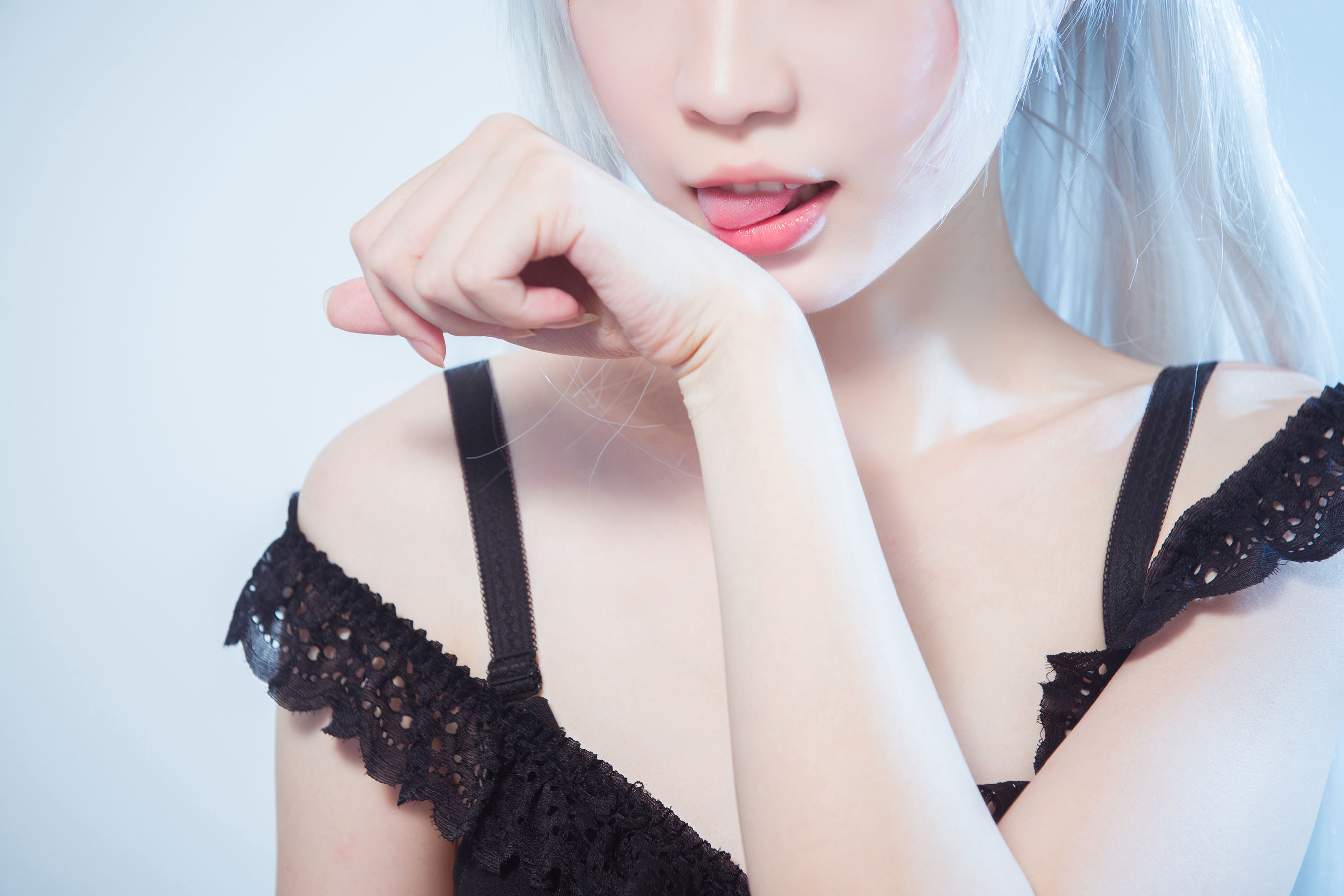 大胸萌妹妖少you1 – 羽川翼 [11P]