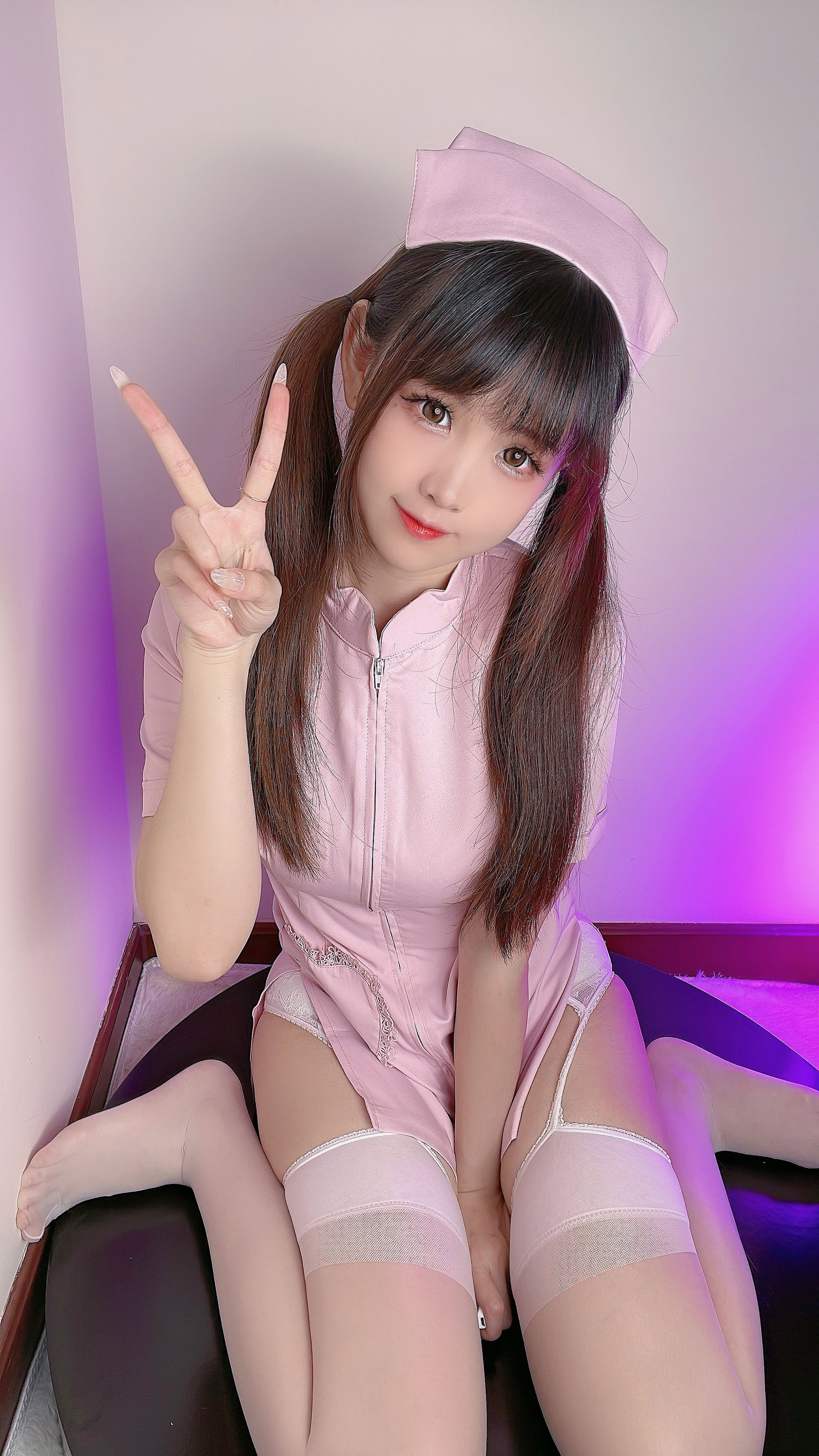 miko酱ww – 护士姐姐 [26P]