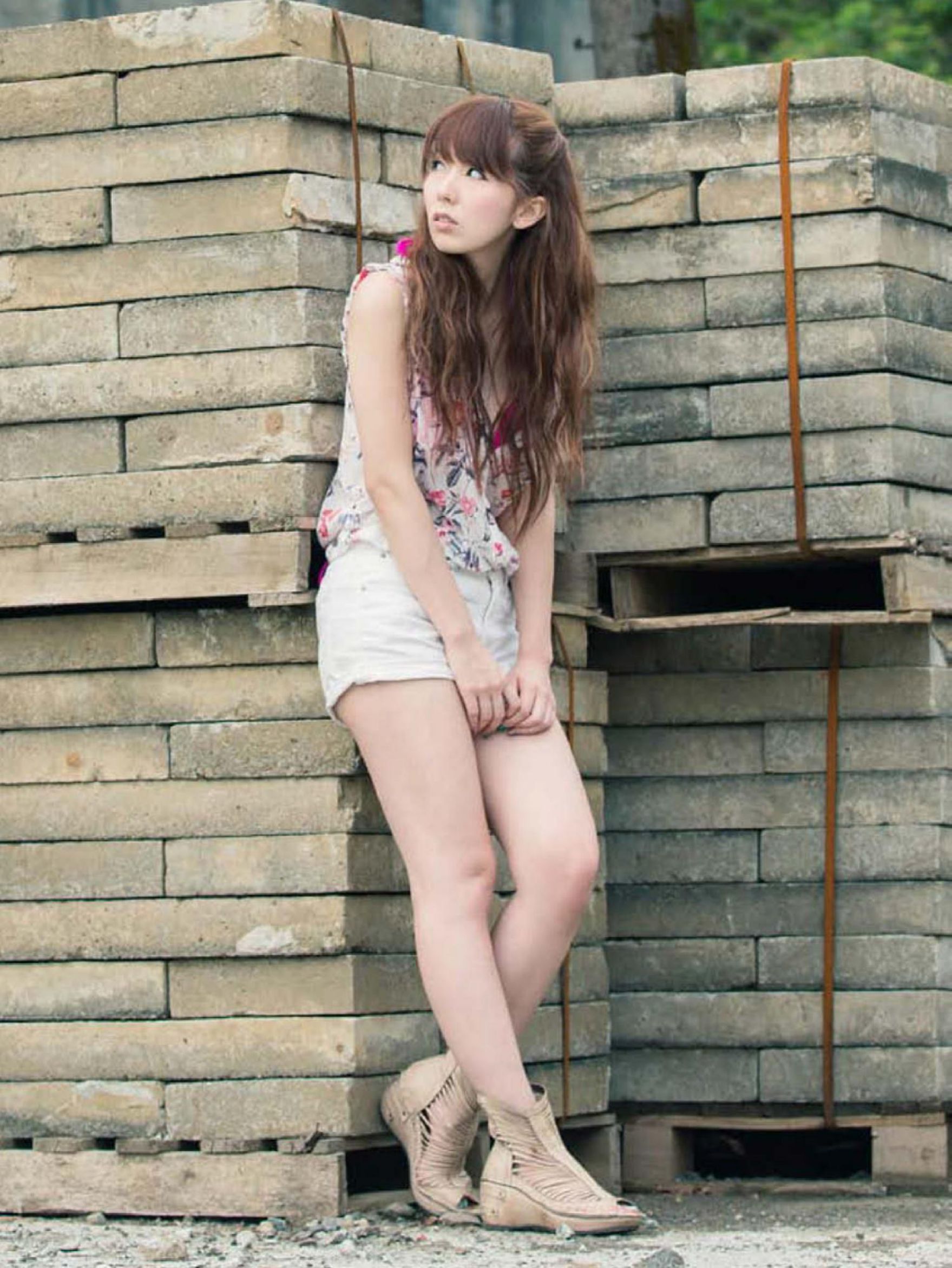 波多野结衣@はたの ゆい《恋 LOVE 恶魔篇》写真书 [67P]