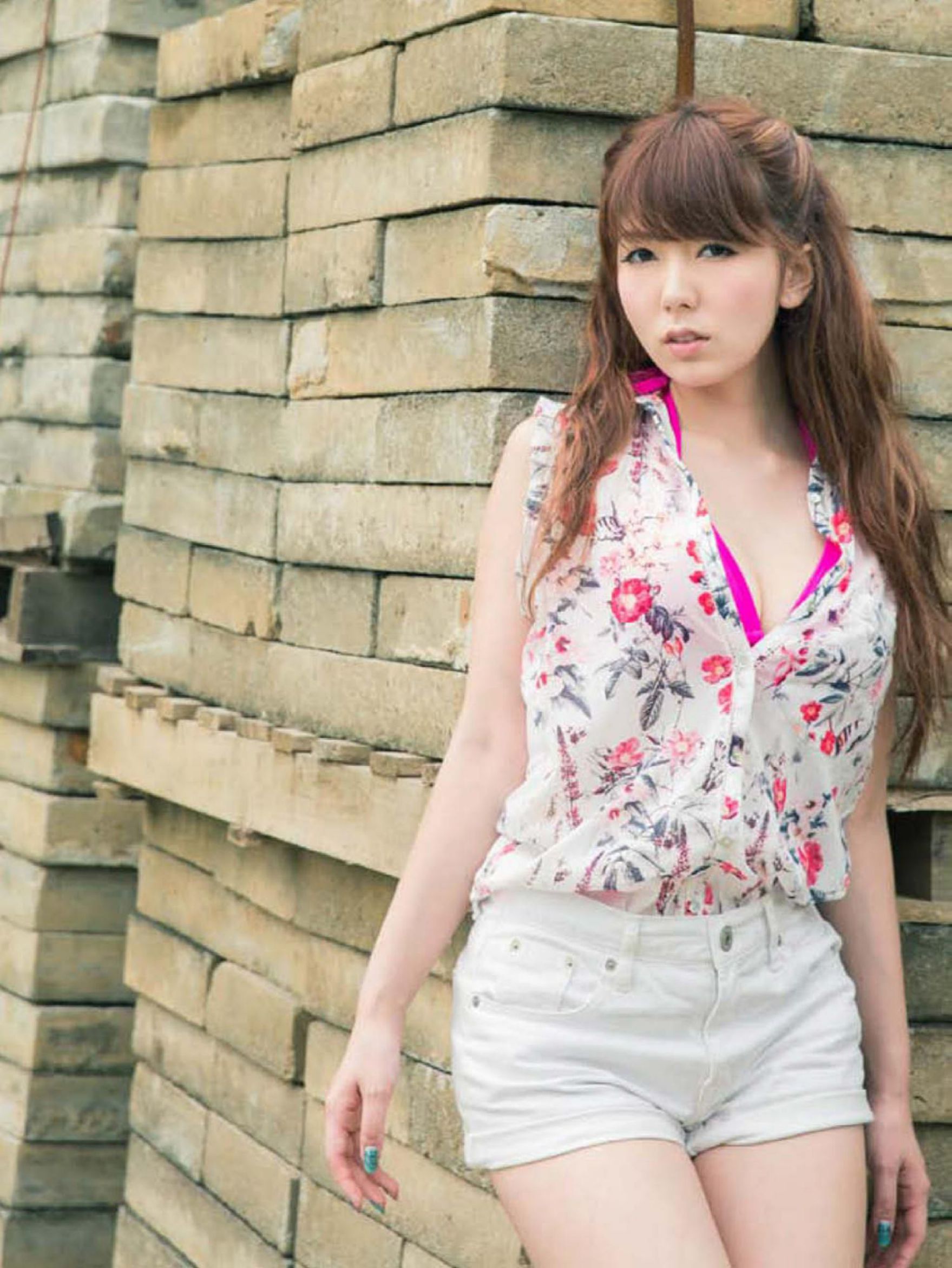 波多野结衣@はたの ゆい《恋 LOVE 恶魔篇》写真书 [67P]