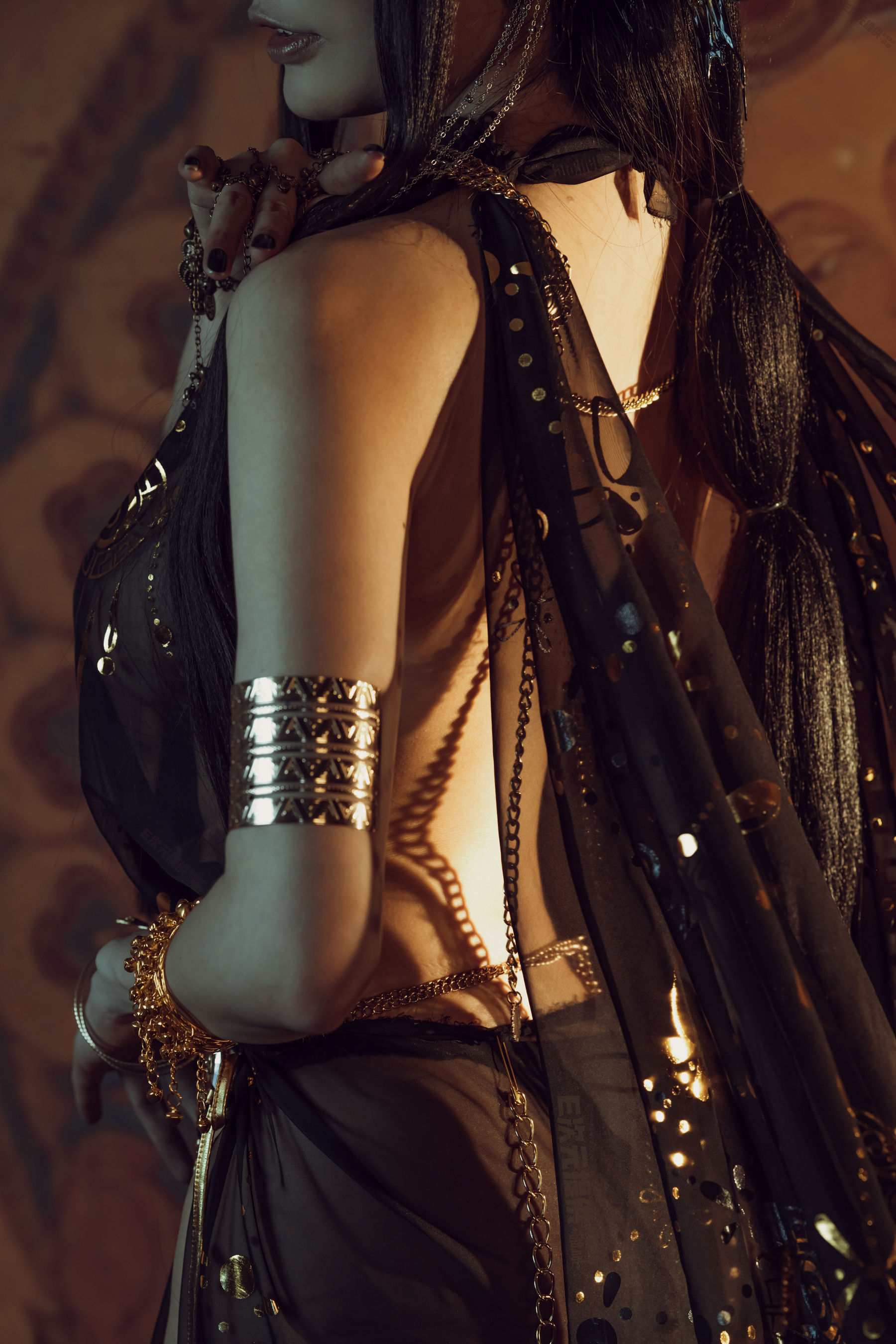 秋和柯基(夏小秋秋秋) – 黑敦煌 [43P]