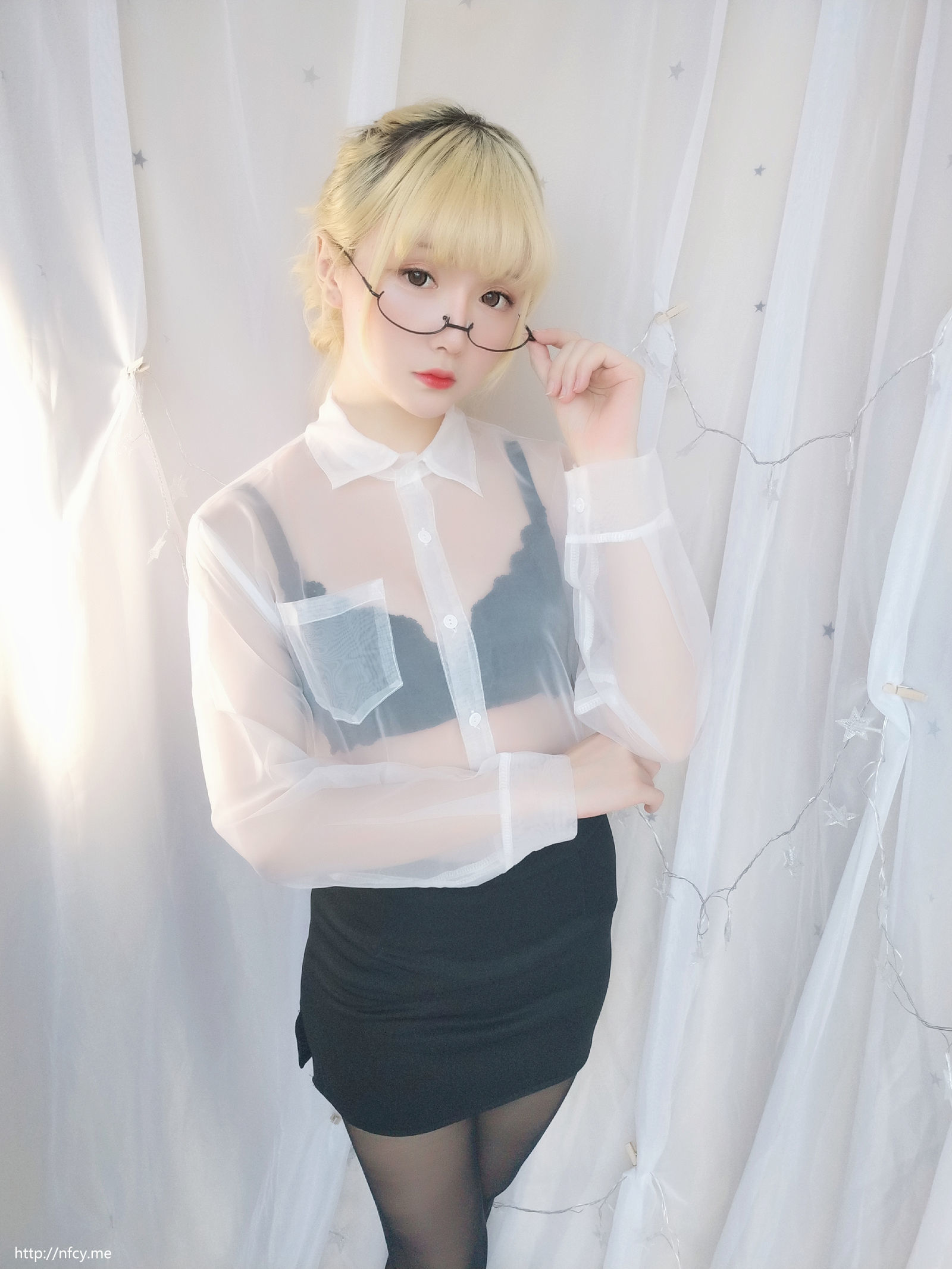 [萝莉COS] 星之迟迟 VOL.11 今晚加班包 [58P]