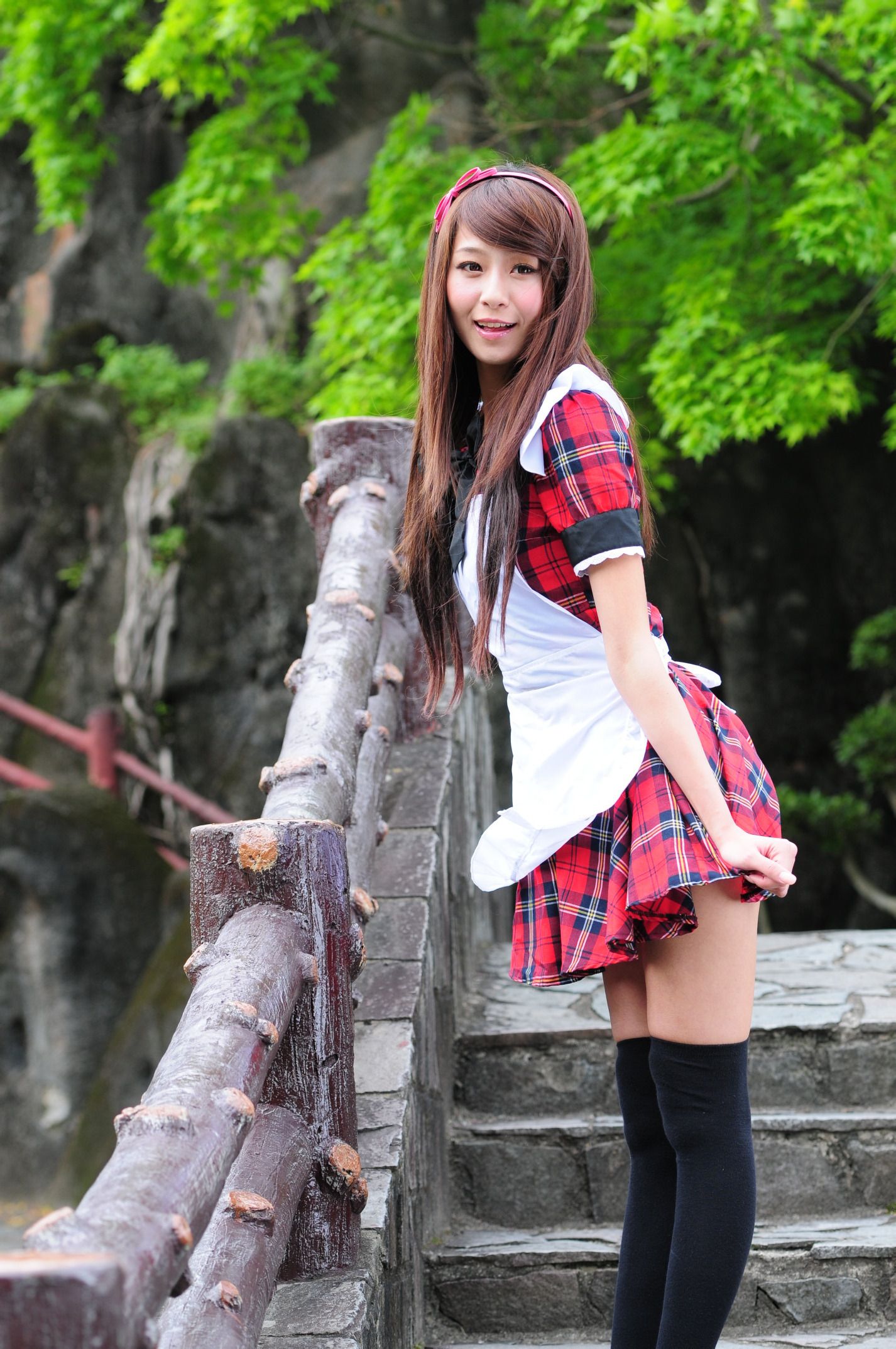 winnie小雪@庄温妮《校园长筒袜女仆美拍》 [87P]