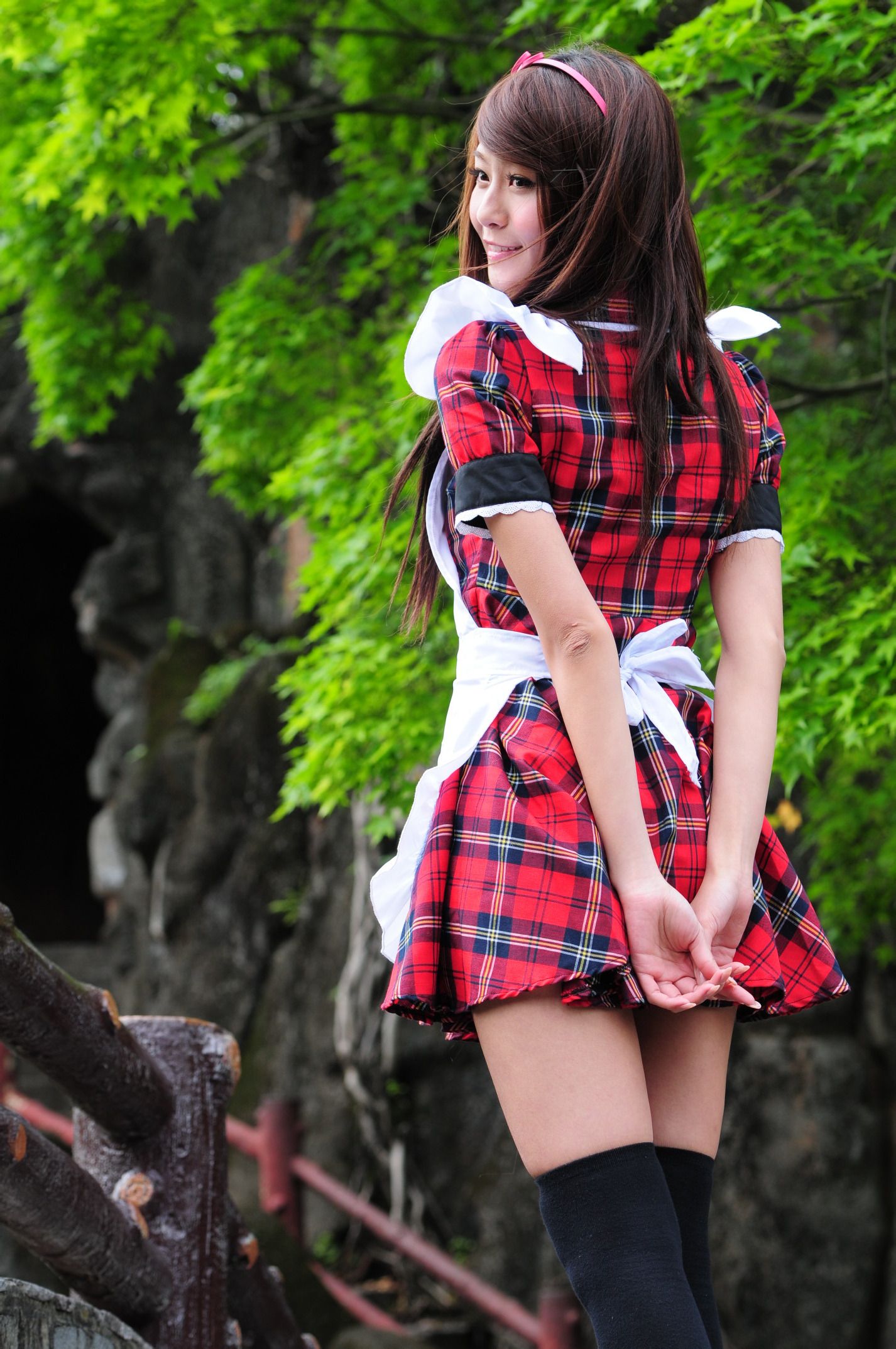 winnie小雪@庄温妮《校园长筒袜女仆美拍》 [87P]