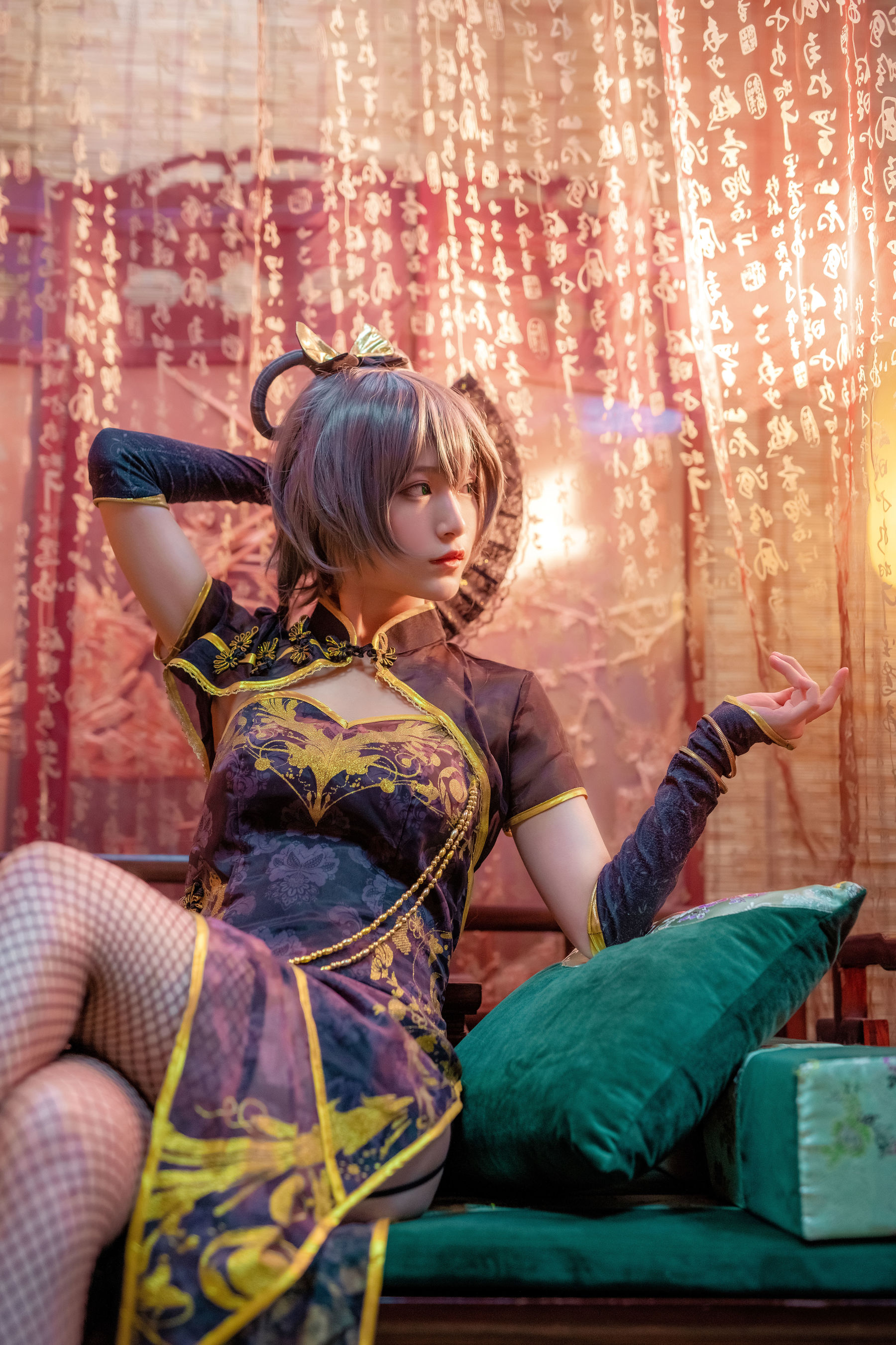 动漫博主铁板烧鬼舞w – 洛天依 [14P]