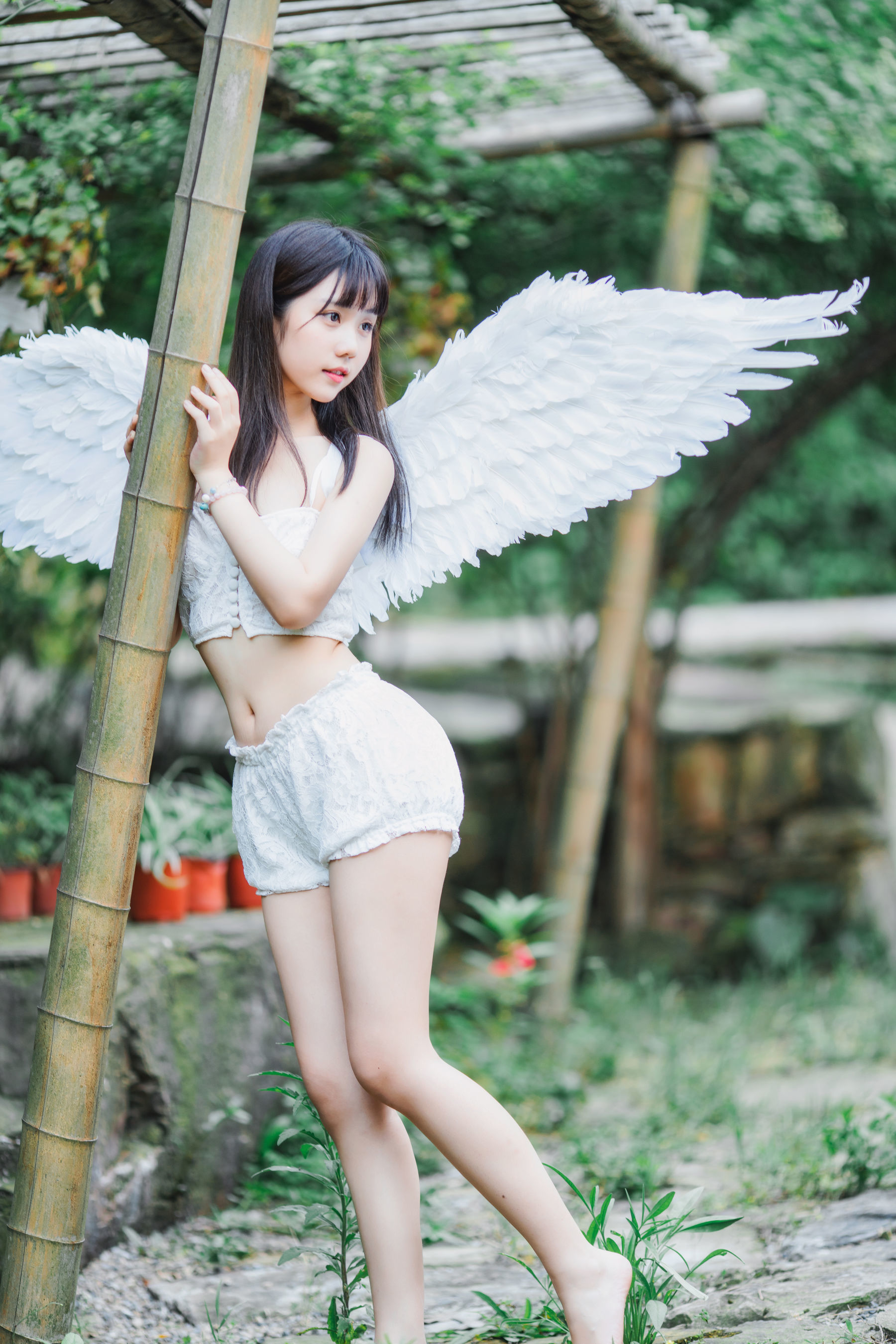 [萝莉COS] 微博福利姬镜酱 – 空镜 [88P]