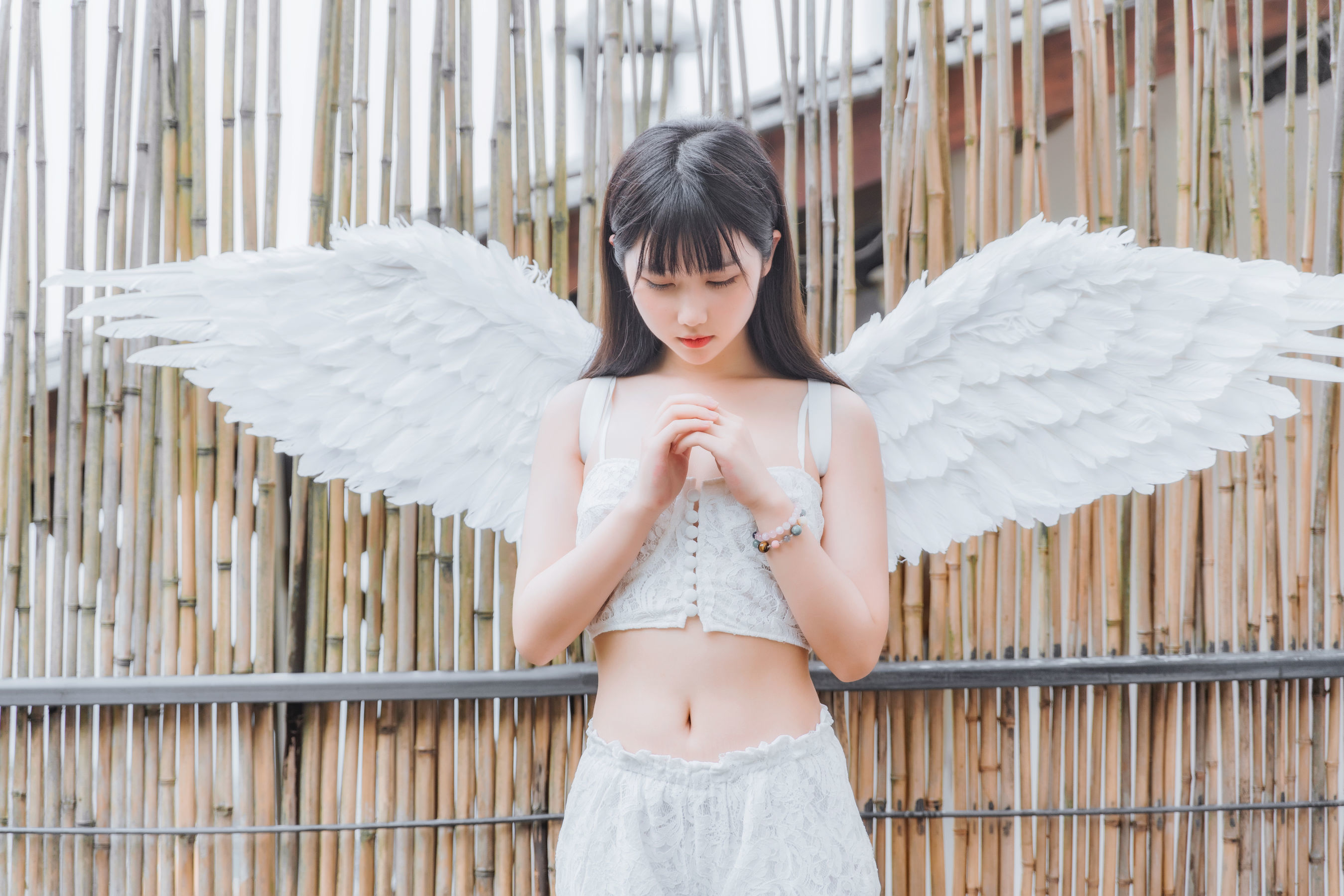 [萝莉COS] 微博福利姬镜酱 – 空镜 [88P]