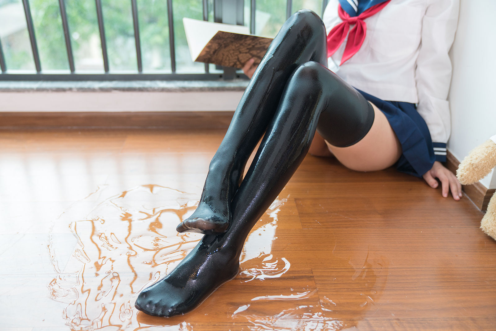 銘銘Kizami 湿湿的JK [42P]