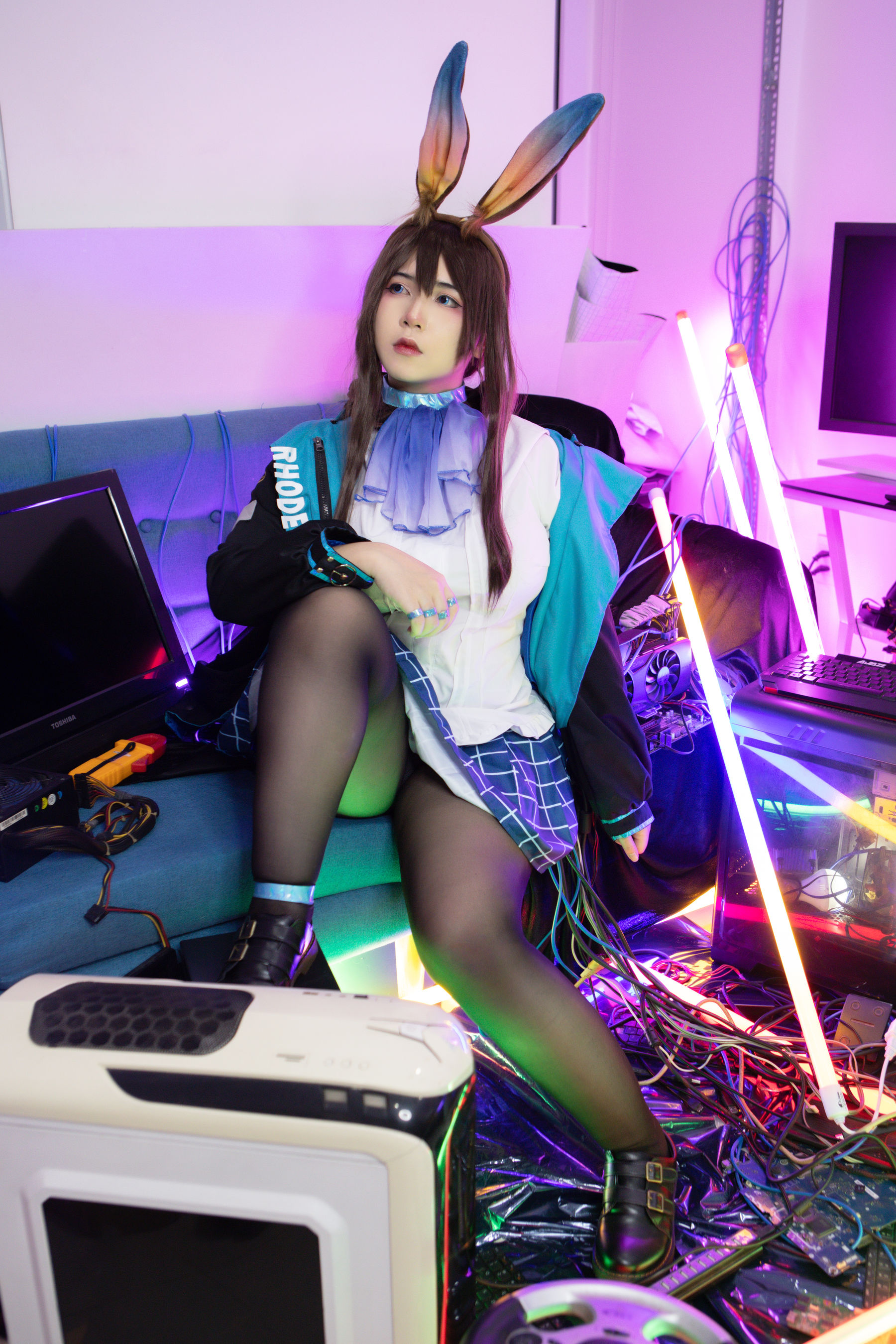 Uy Uy – Amiya (Arknights) [80P]