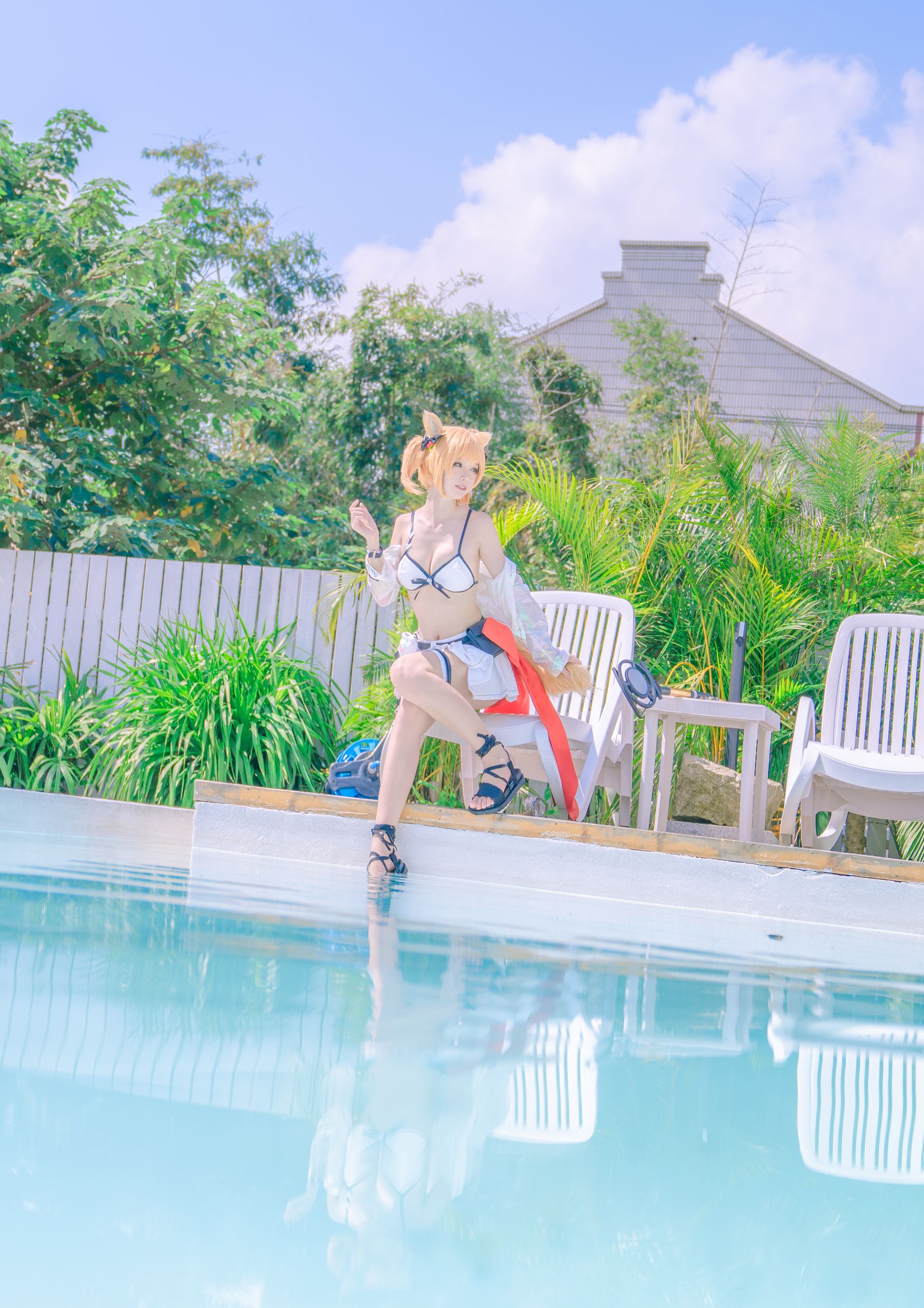 [Cosplay写真] 萌宠博主yui金鱼 – 空泳装 [9P]