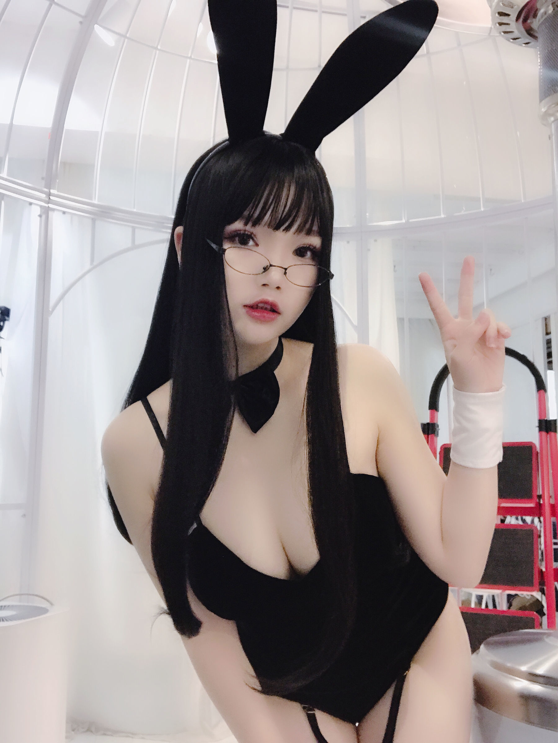 动漫博主雪晴Astra 眼镜兔子扮演 [24P]