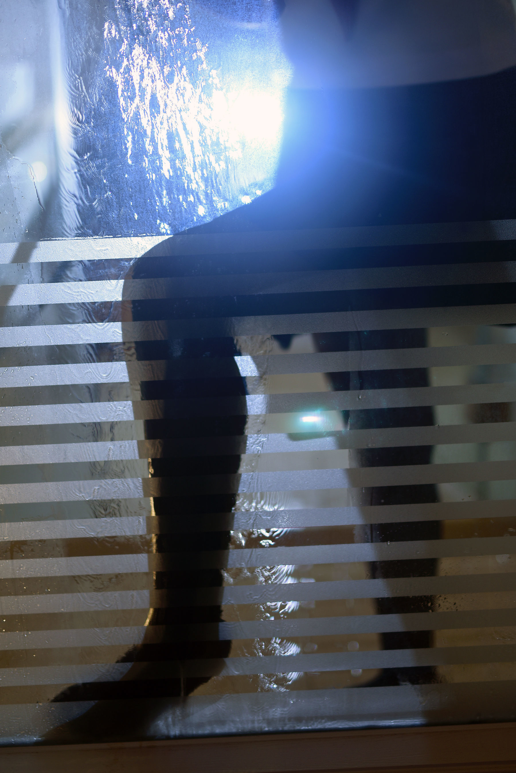 人气Coser二佐Nisa – 湿身黑丝 [12P]