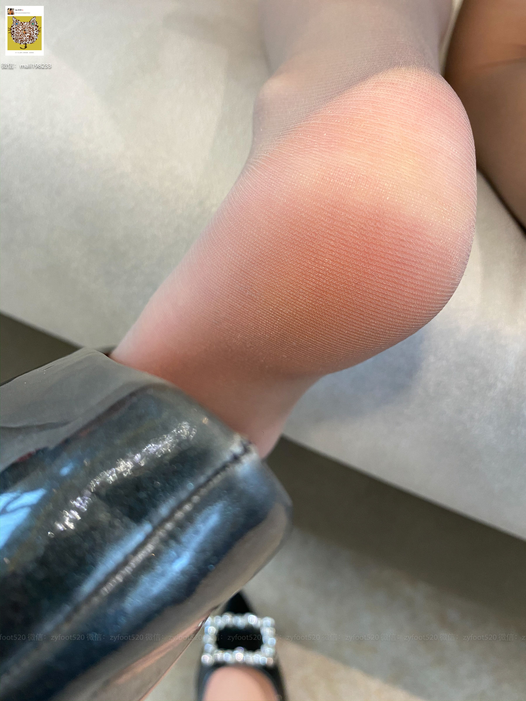 [ISS系列] 萝莉婷 脱丝 [127P]