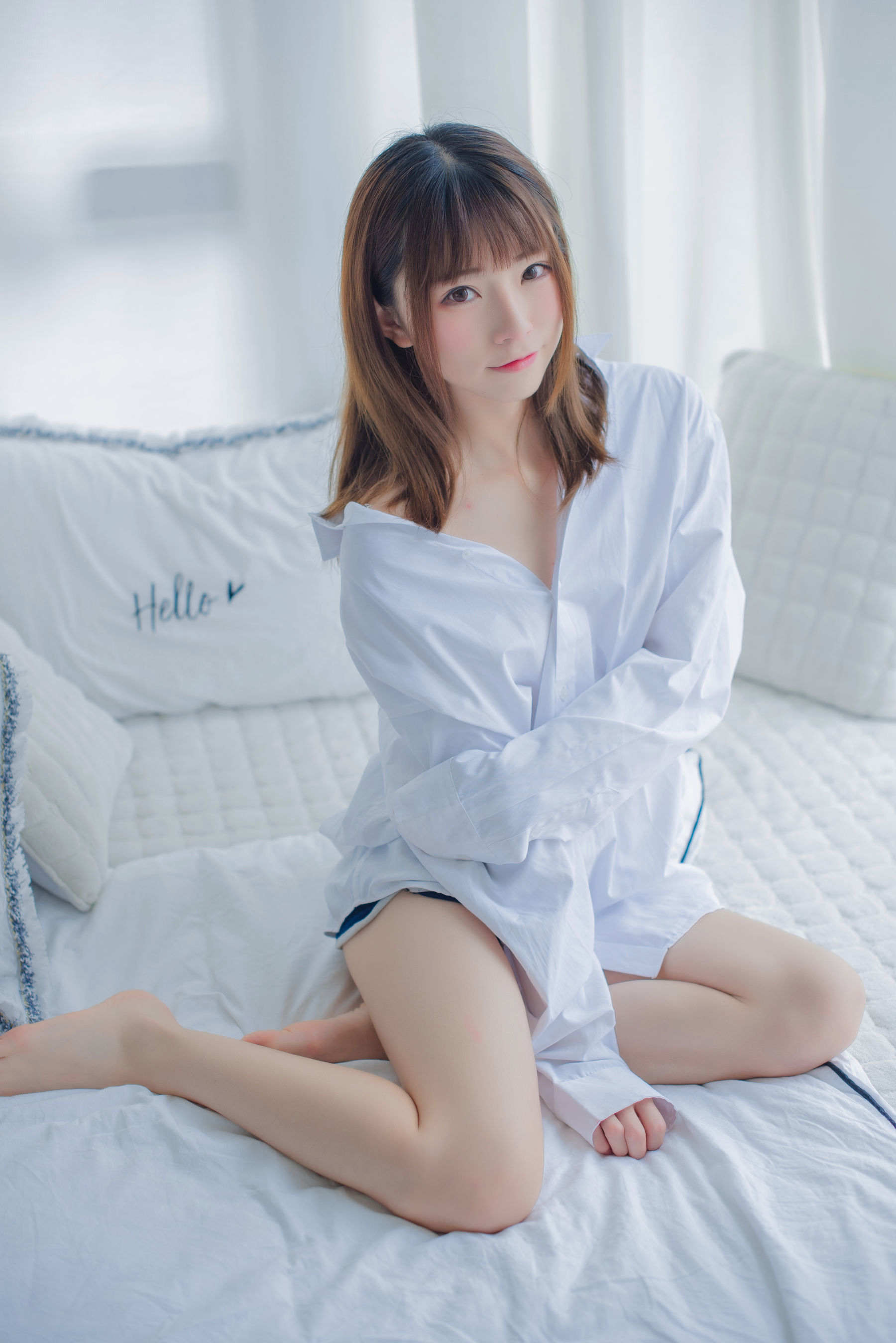 动漫博主Kitaro_绮太郎 – 白衬衫 [48P]