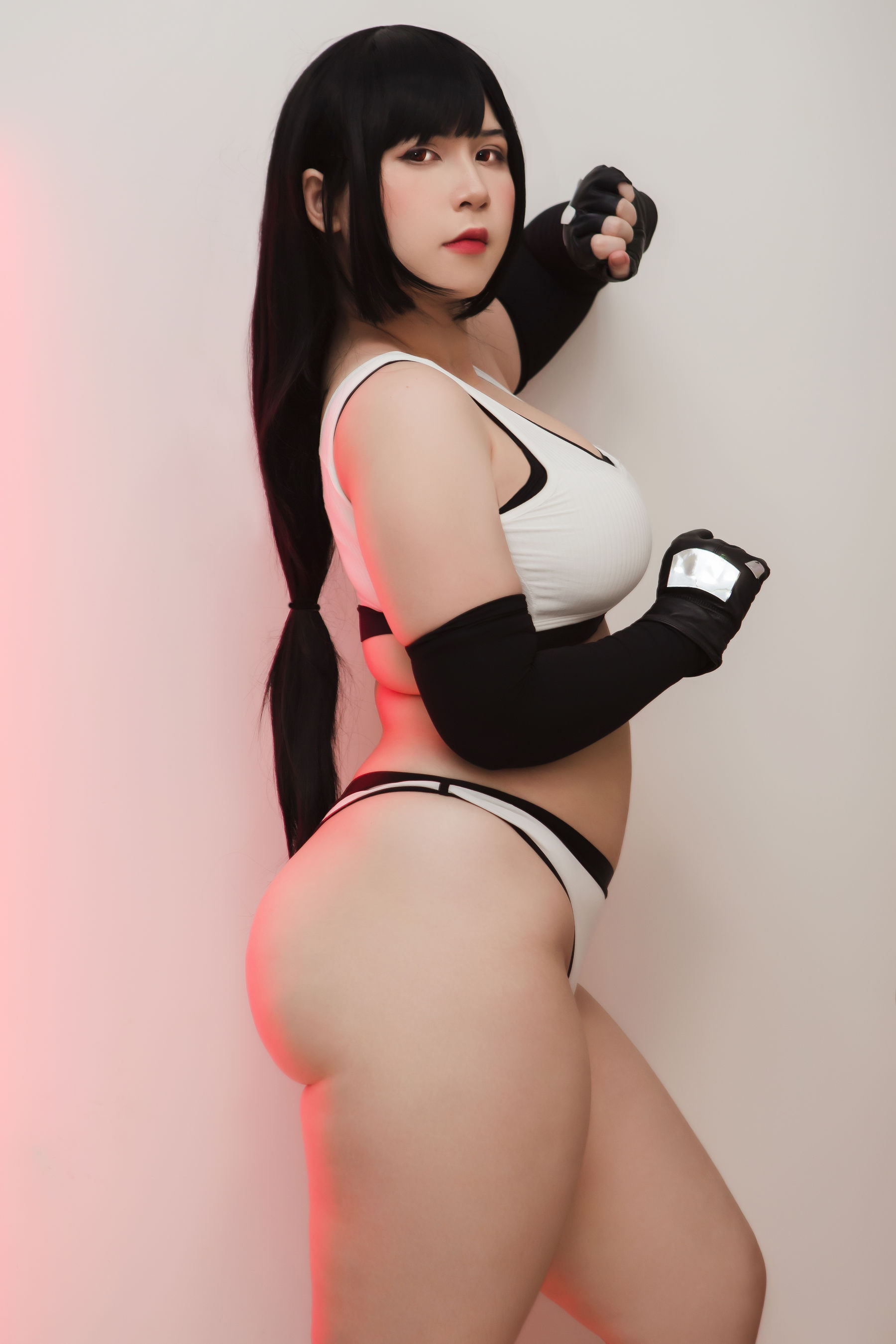 Uy Uy – Tifa Lockhart [17P]