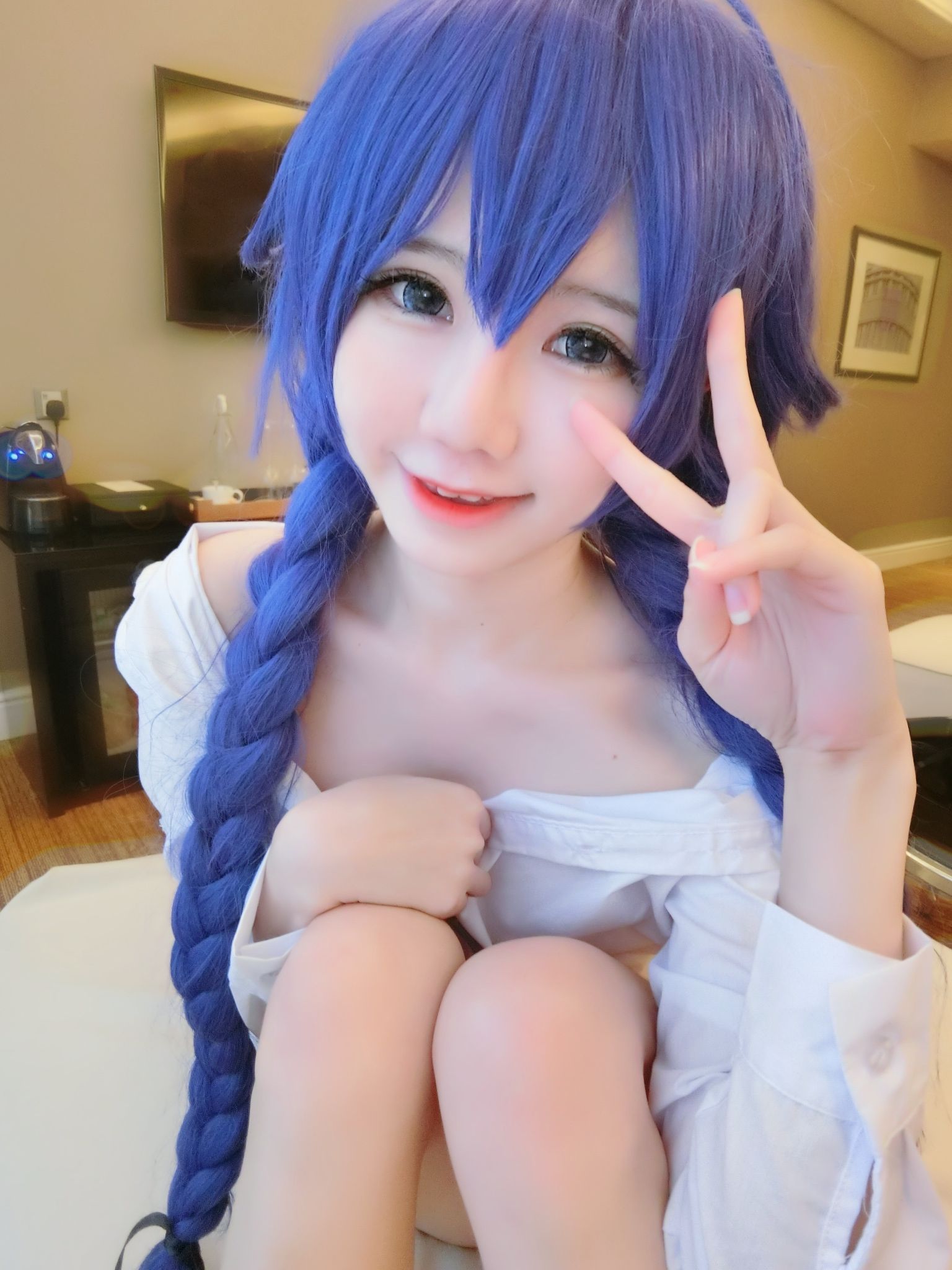 Sally Dorasnow – Roxy [52P]