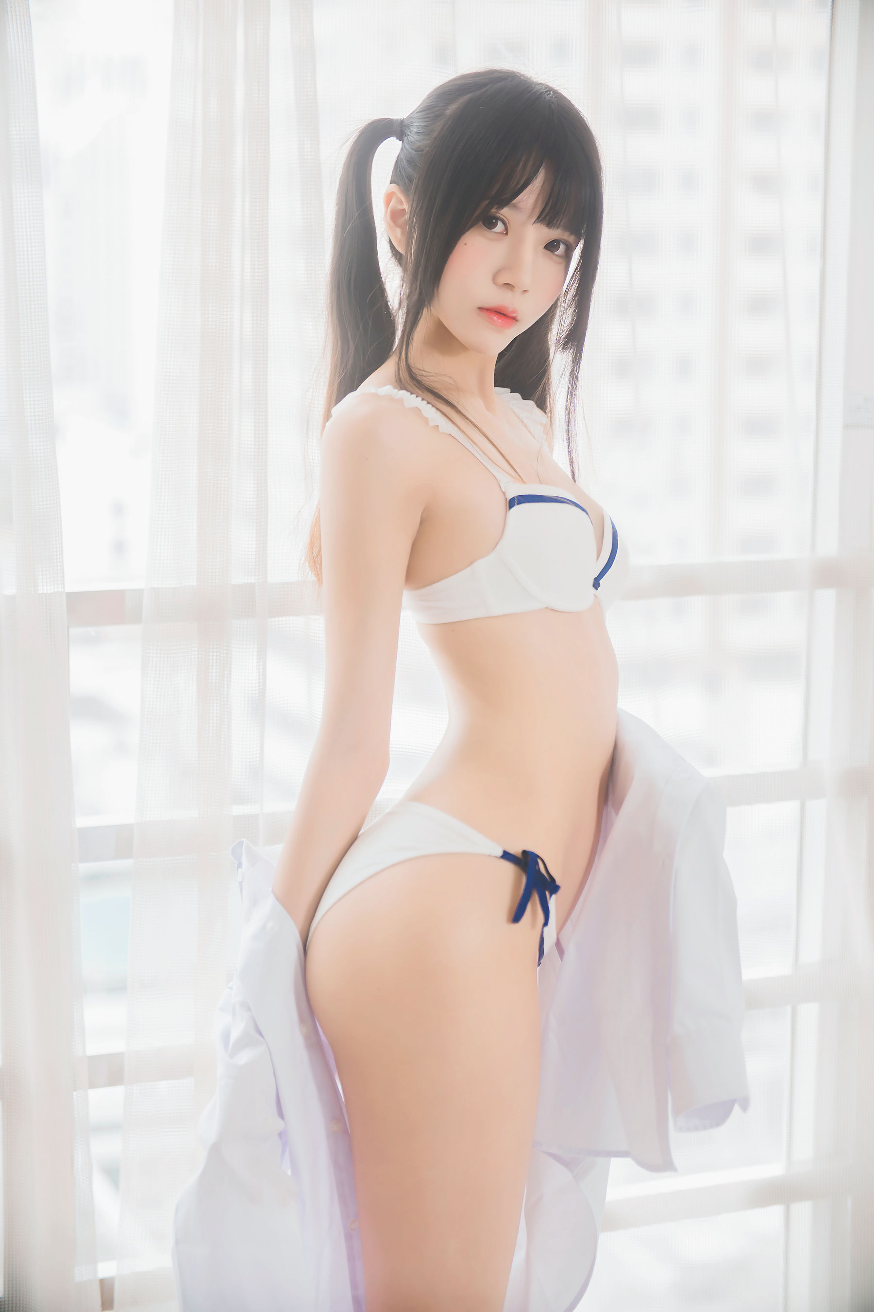 桜桃喵 《白衬衫双马尾》 [47P]