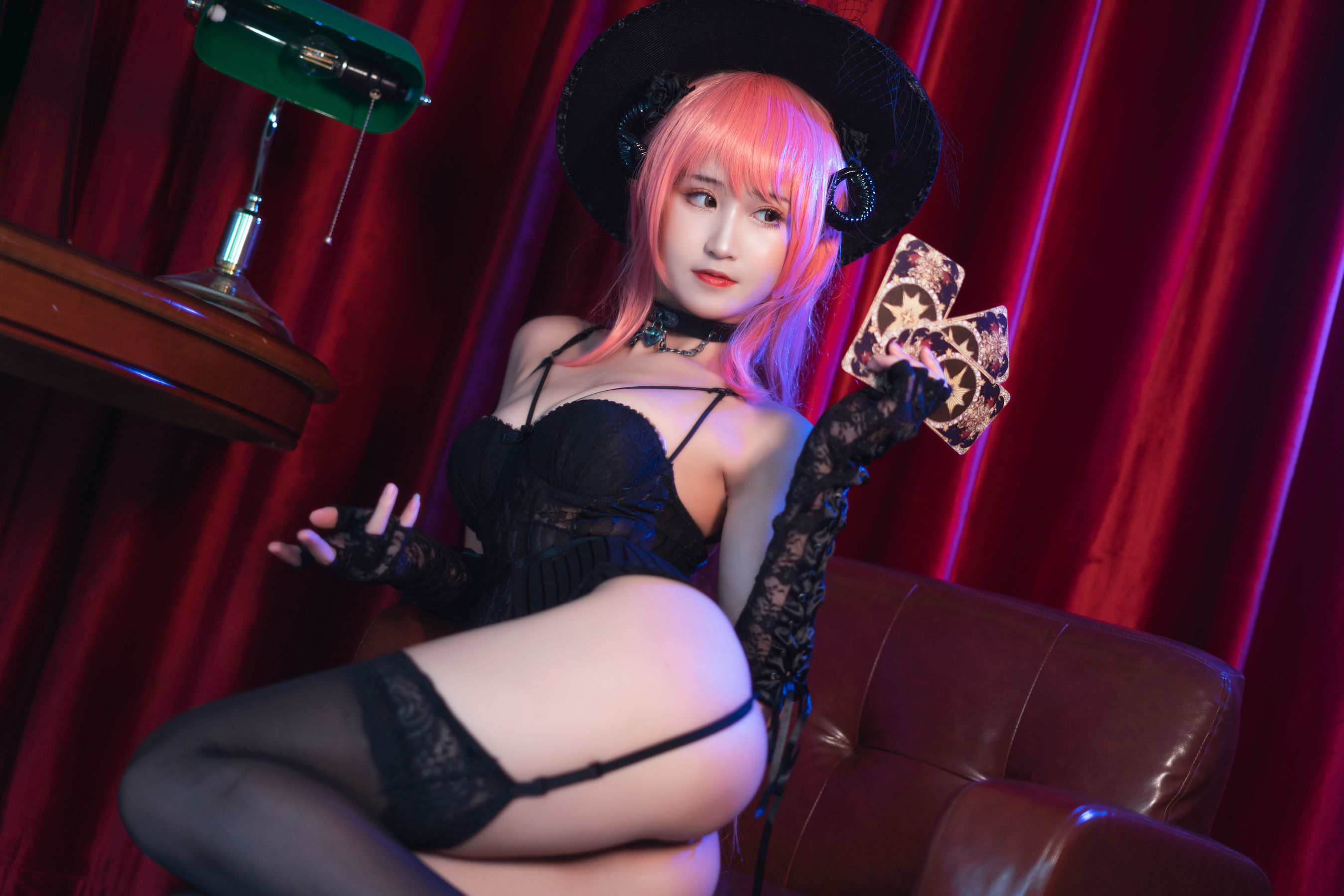 微博妹子三度_69 – 双面恋人 [27P]