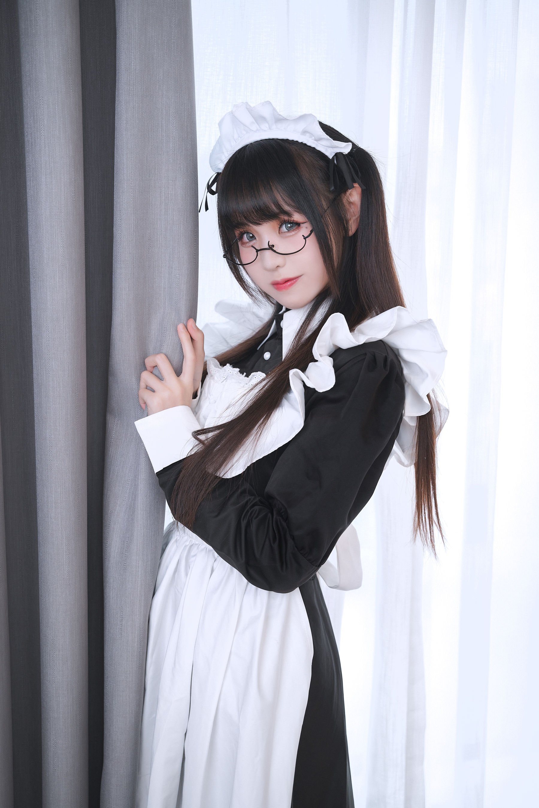 miko酱ww – 女仆 [23P]