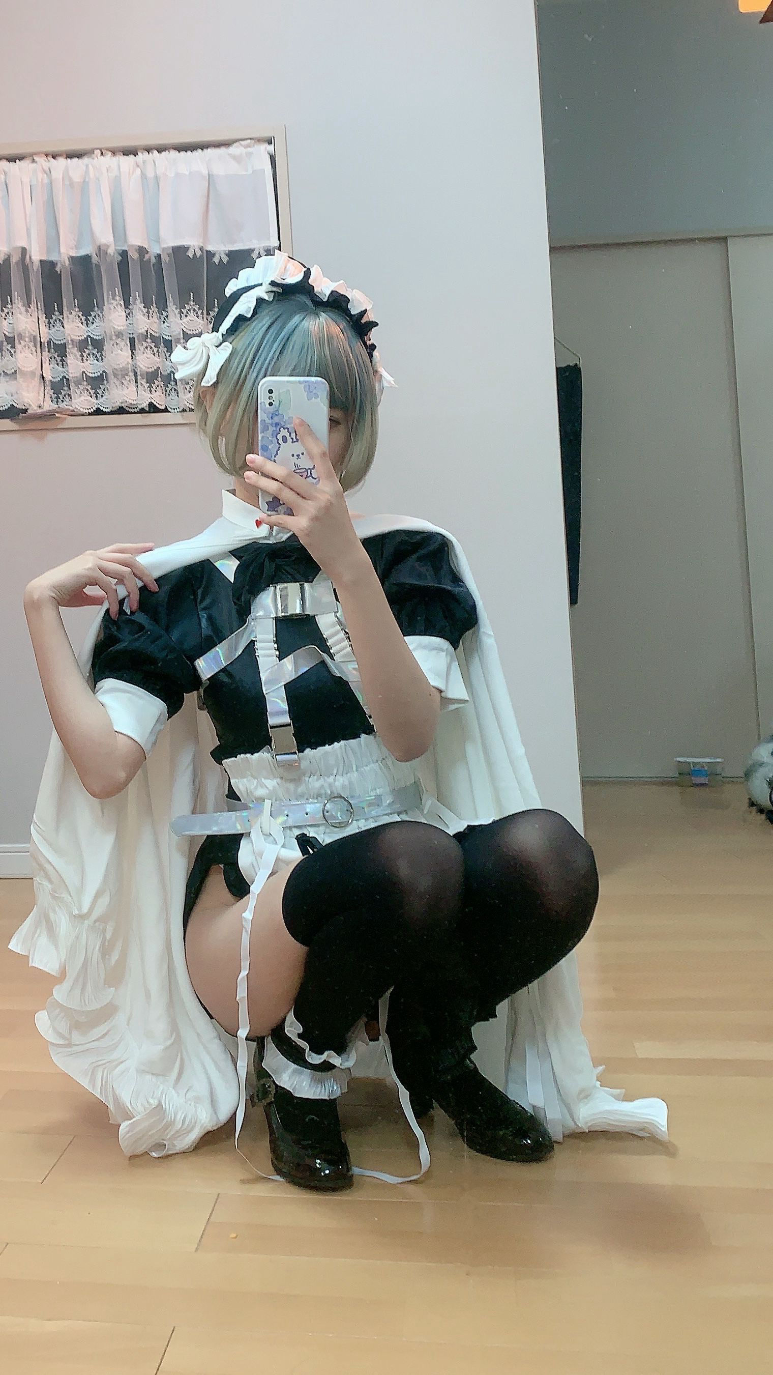 千阳(ちよ) – 武装仆 [11P]