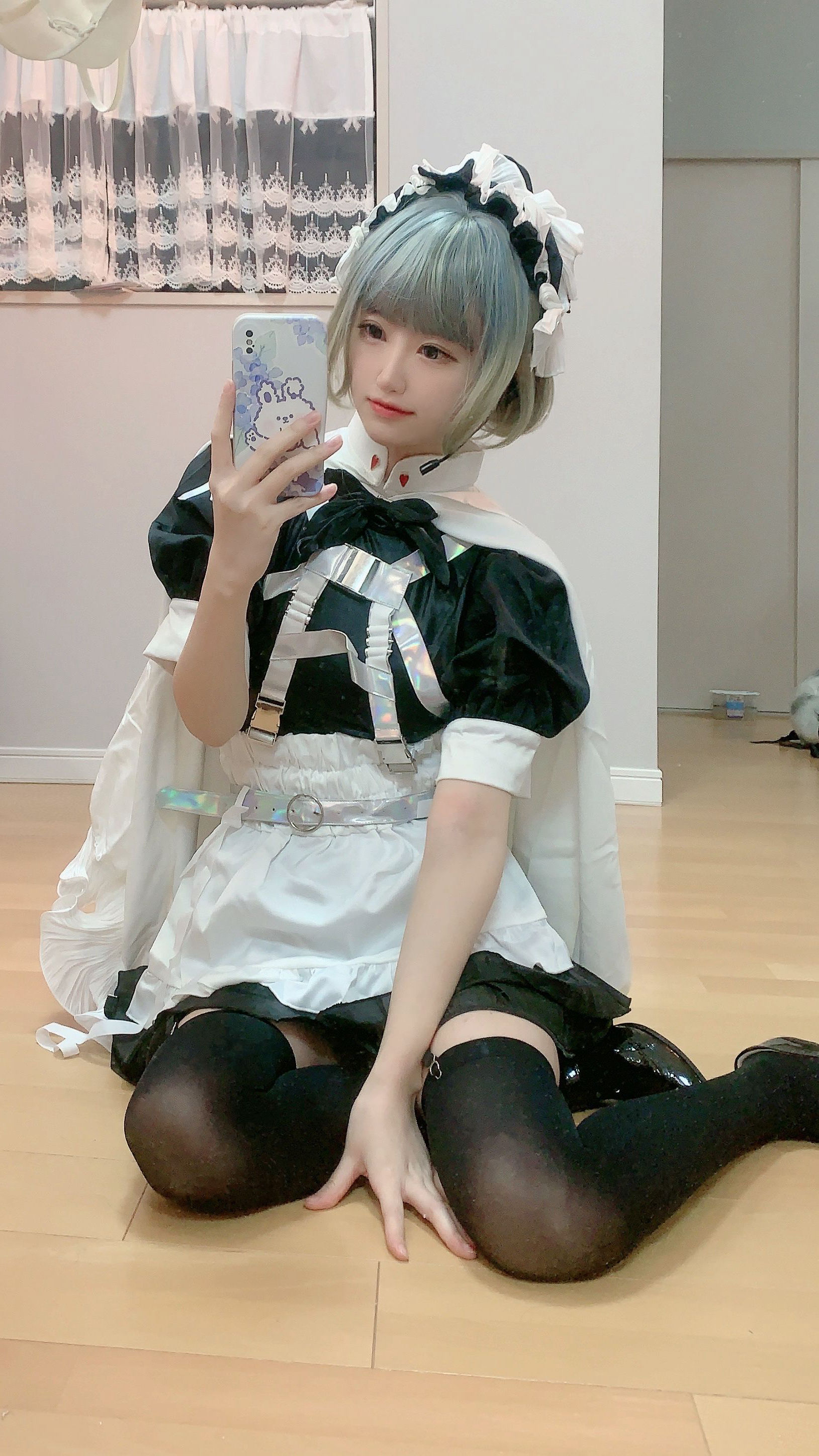 千阳(ちよ) – 武装仆 [11P]