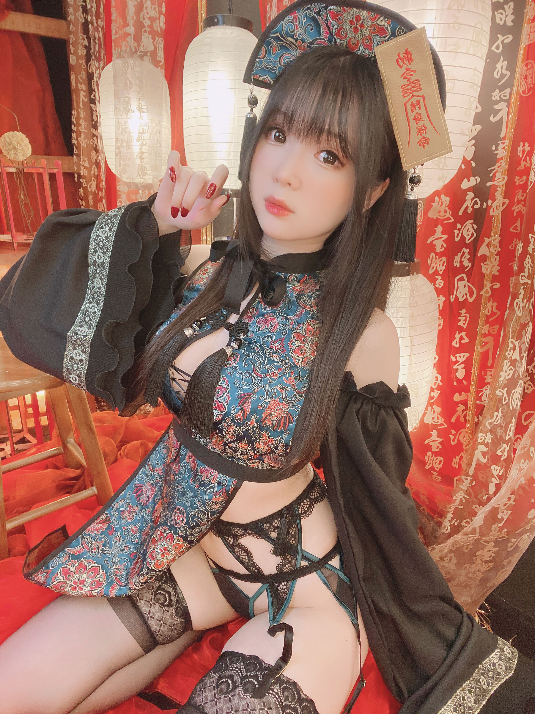 微博妹纸霜月shimo – キョンシーちゃん自撮り [20P]