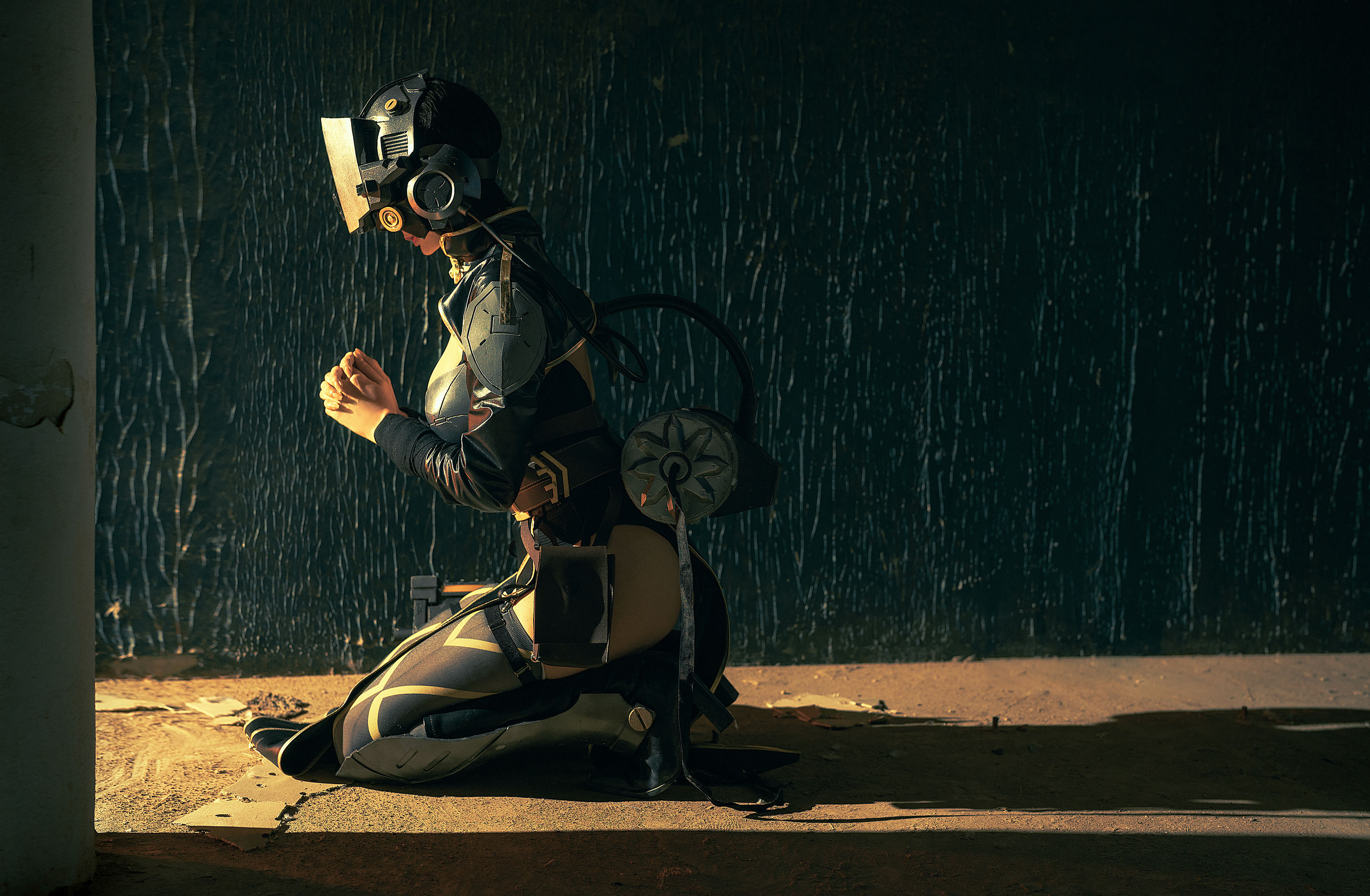 秋和柯基(夏小秋秋秋) – 荷光者梵蒂 [30P]