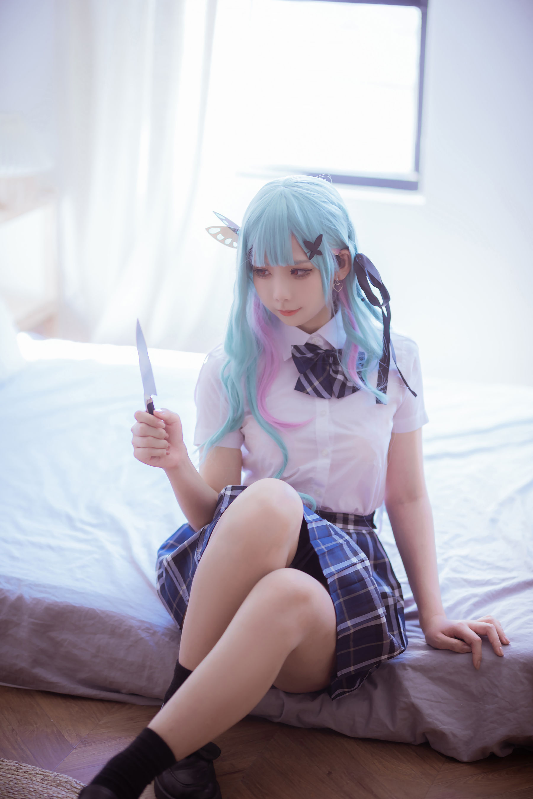 紫姝 – 潤羽るしあ [24P]