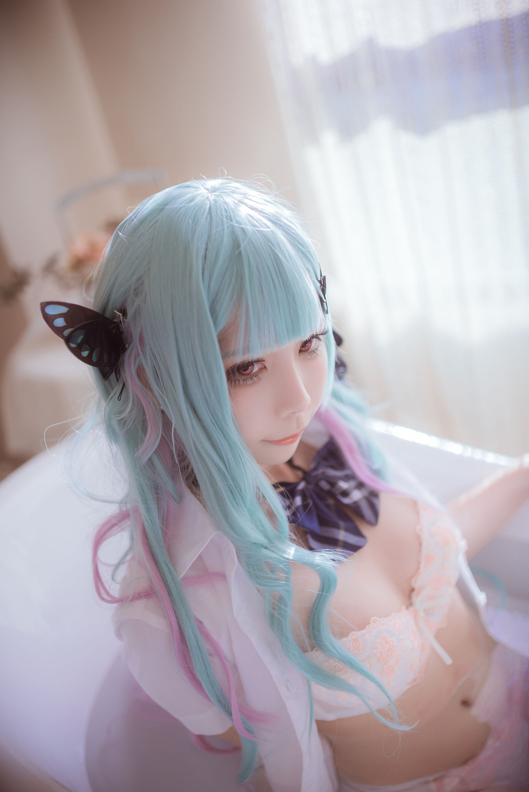 紫姝 – 潤羽るしあ [24P]