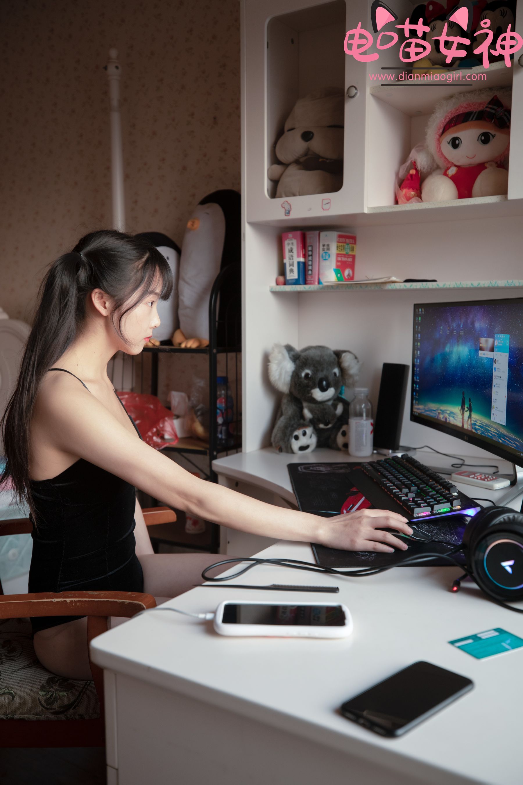 电喵女神 – 灵唯 黑纱王者 [52P]