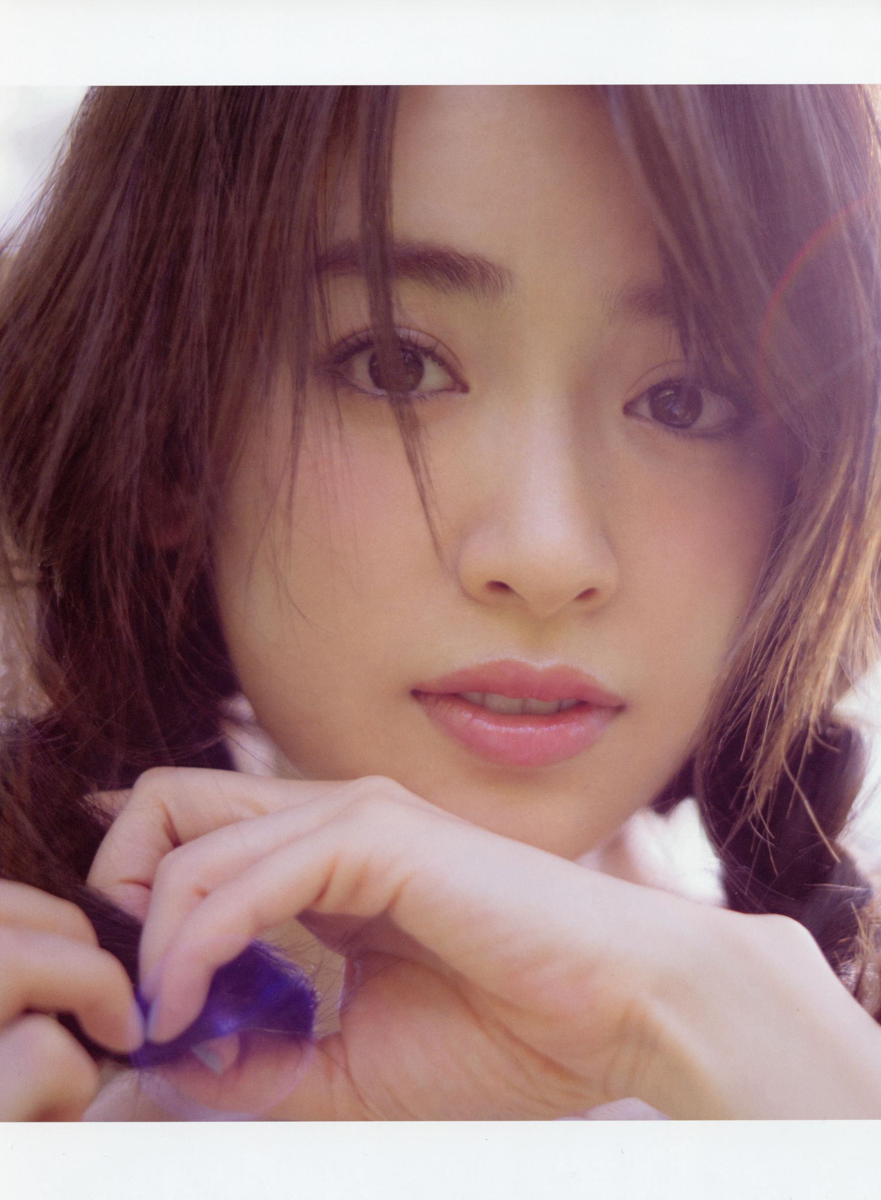 Rika Izumi 泉里香 1st Photobook「Rika!」 [126P]