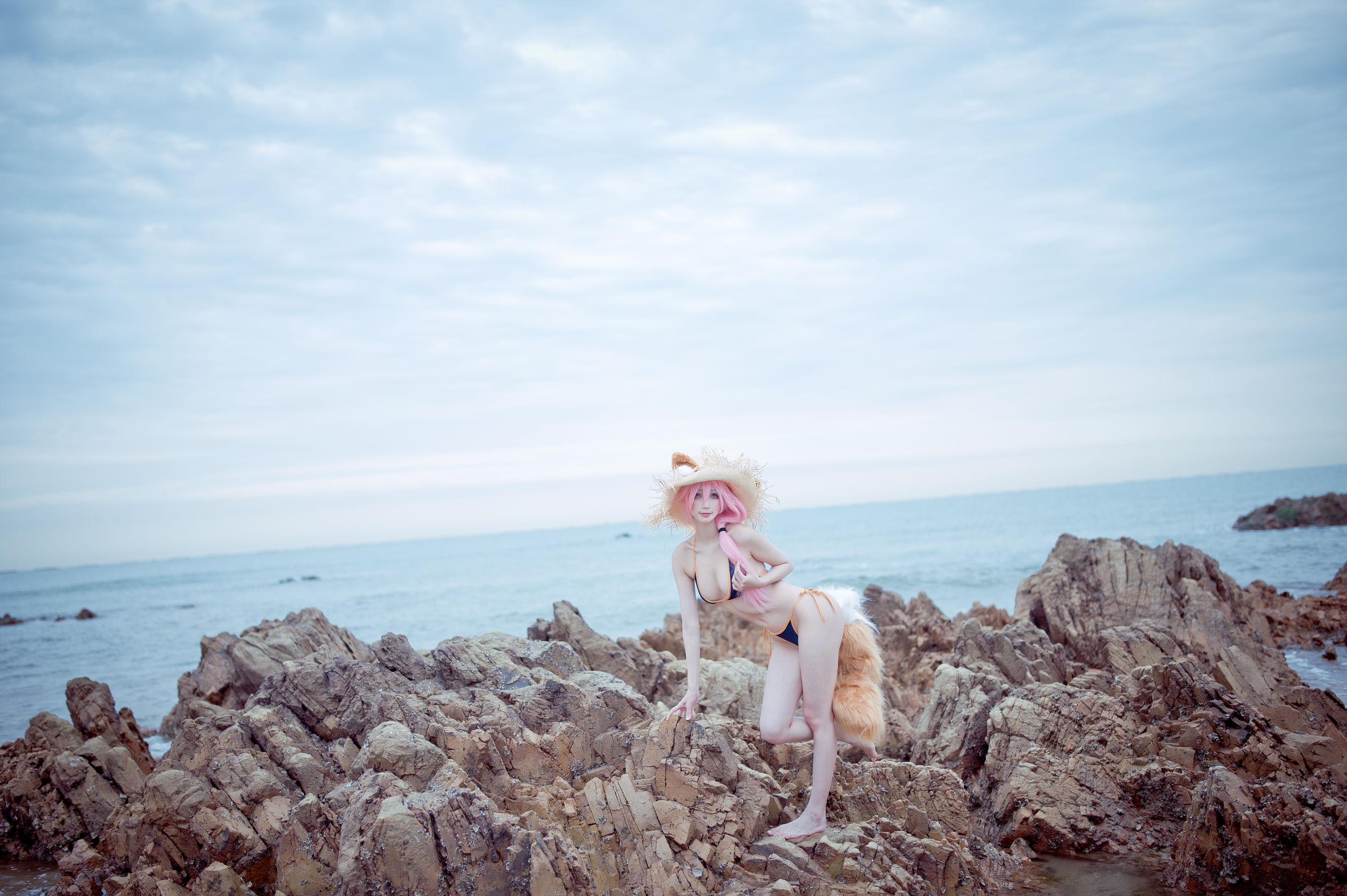 周叽是可爱兔兔 – 小玉泳装 [23P]