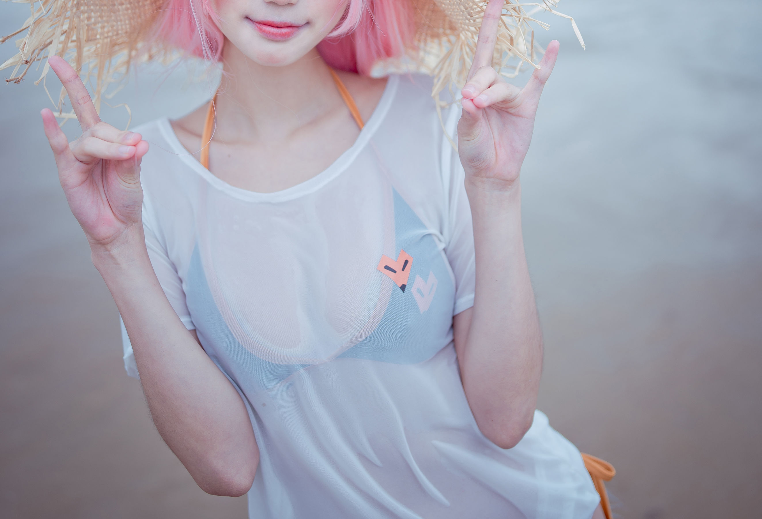 周叽是可爱兔兔 – 小玉泳装 [23P]