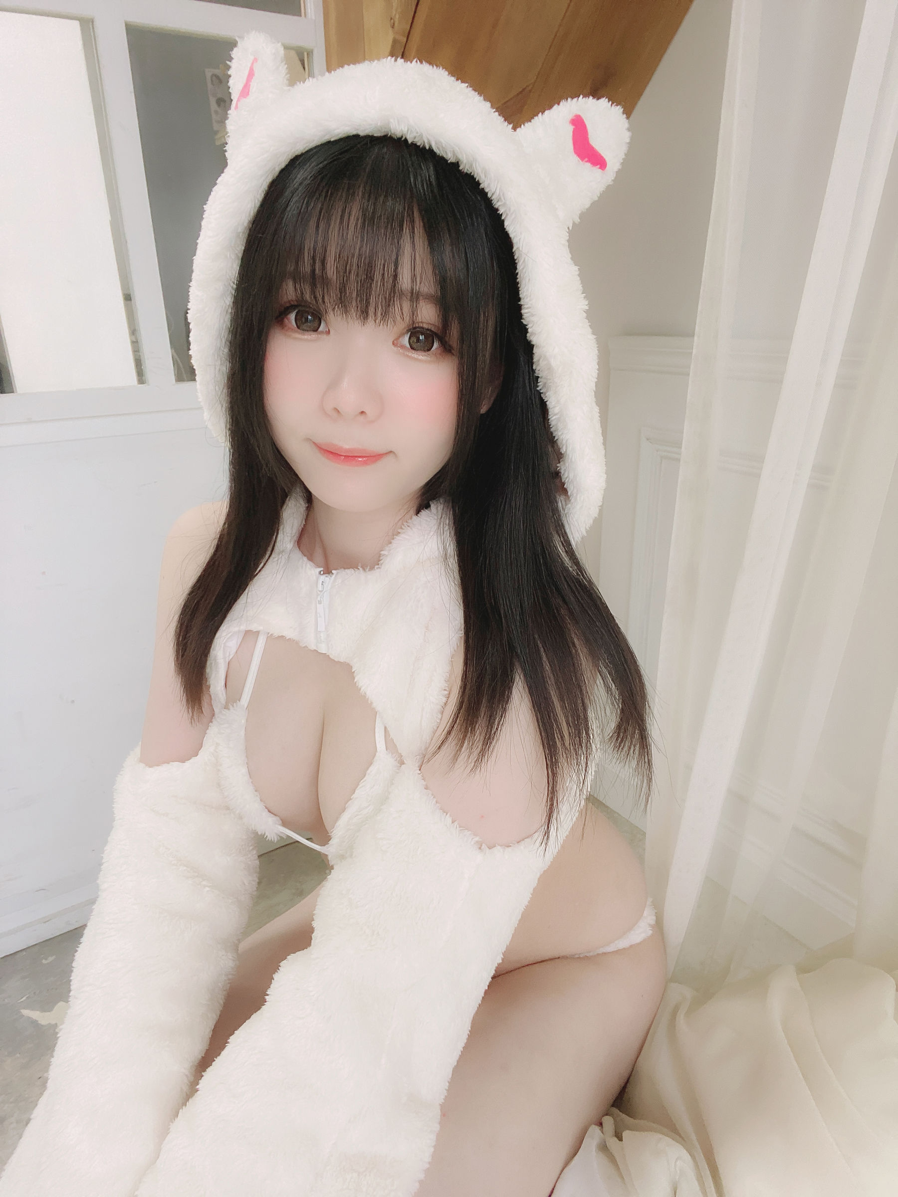 微博妹纸霜月shimo – もこもこうさぎ [13P]