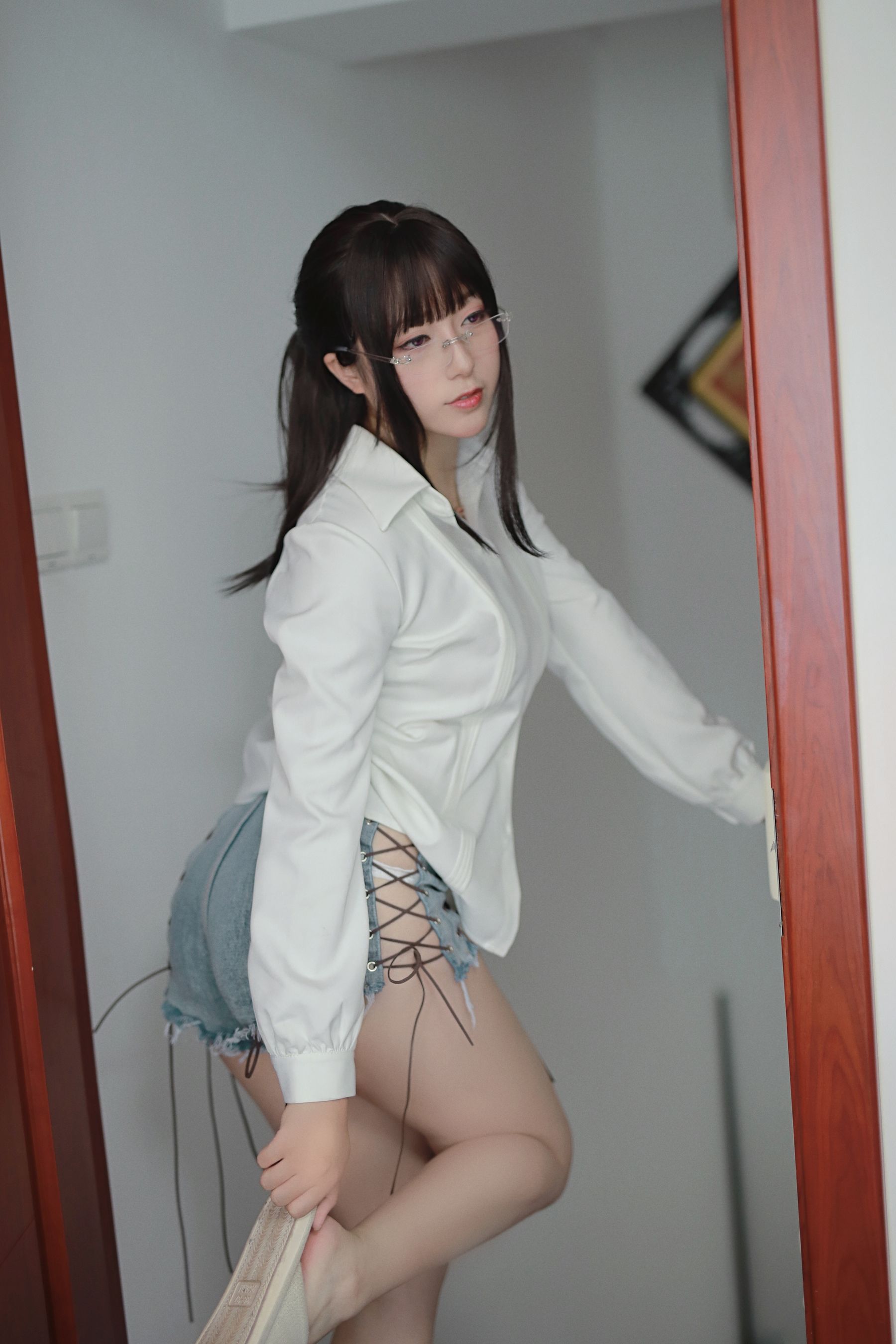 小容仔咕咕咕 – 创口贴OL [36P]