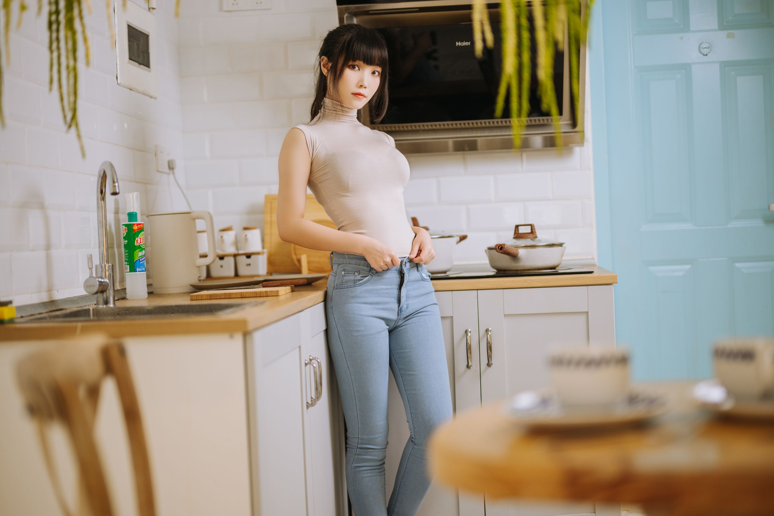 Cosplay汪知子 – 姐姐的牛仔裤 [42P]