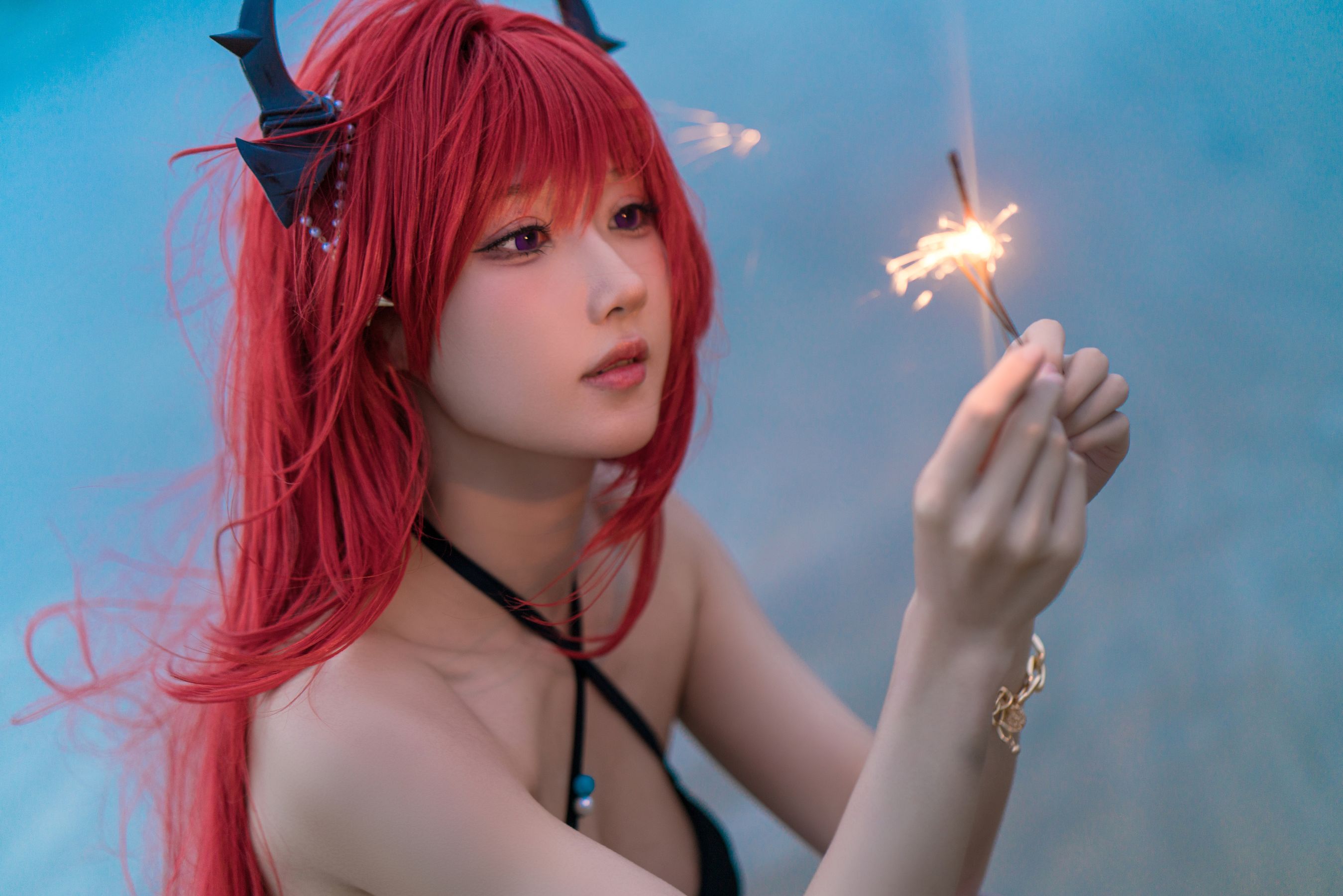 动漫博主阿包也是兔娘 – 明日方舟 史尔特尔泳装 [50P]