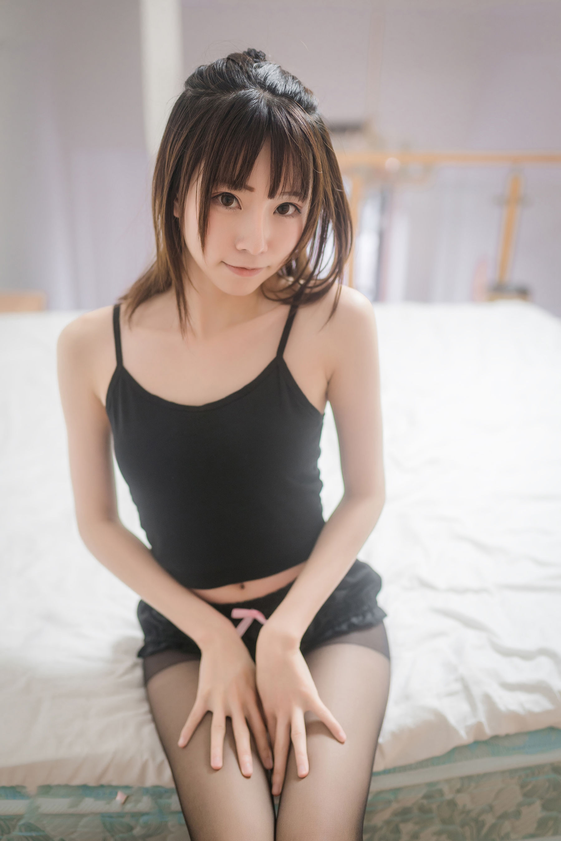 动漫博主Kitaro_绮太郎 – 黑丝套装 [40P]